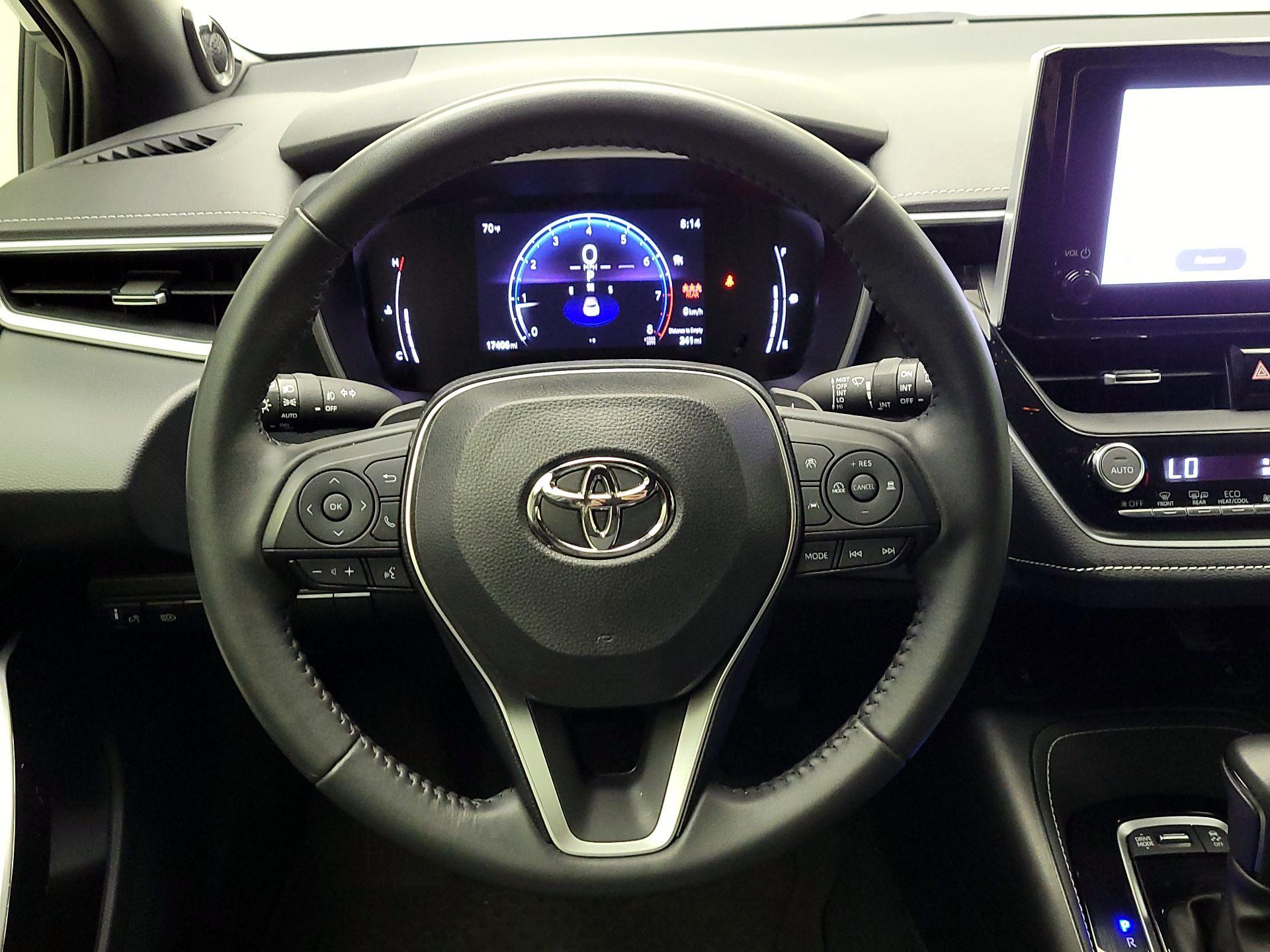 Thumbnail: 2023 Toyota Corolla - 10