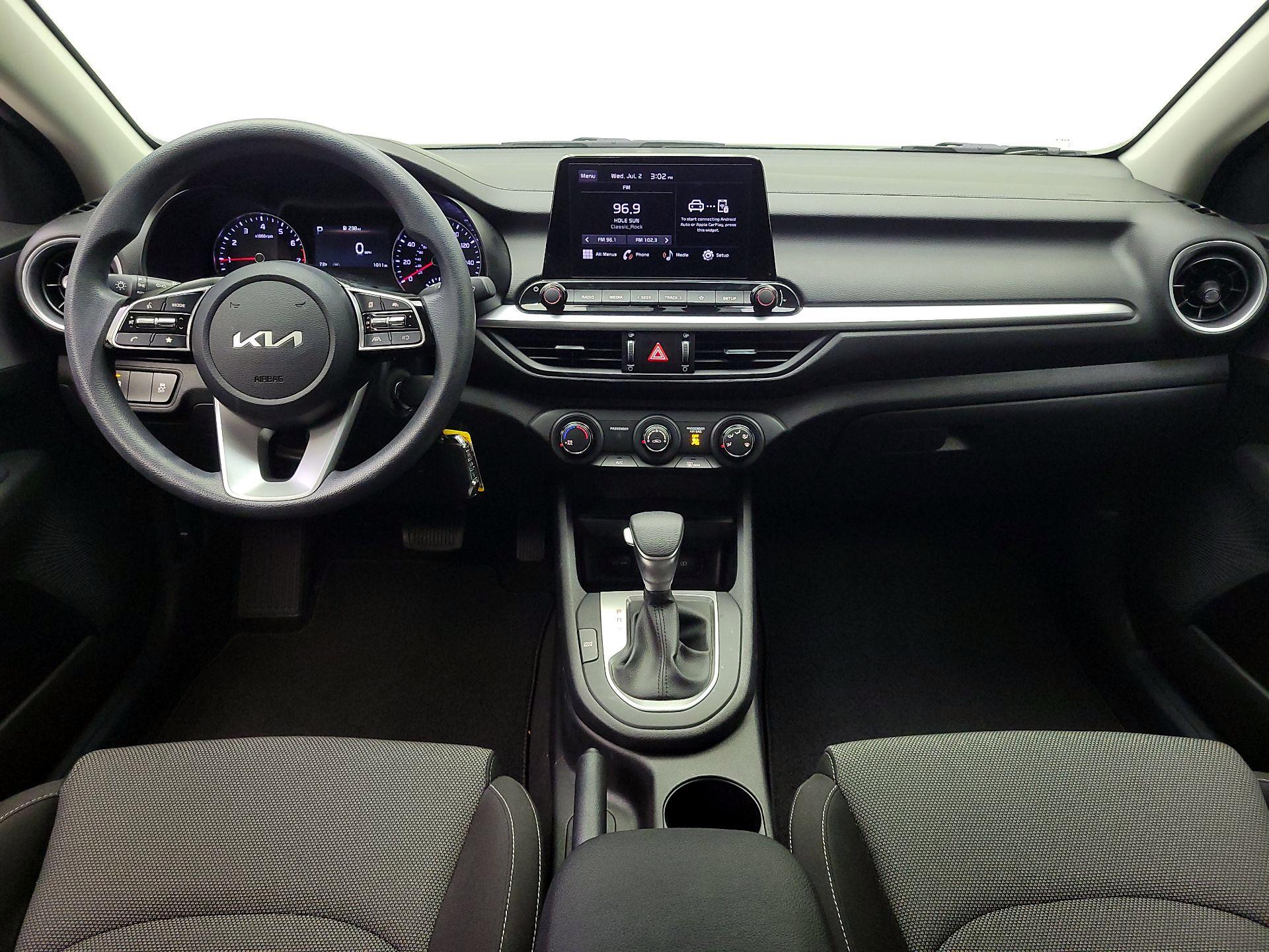 Thumbnail: 2024 Kia Forte - 9