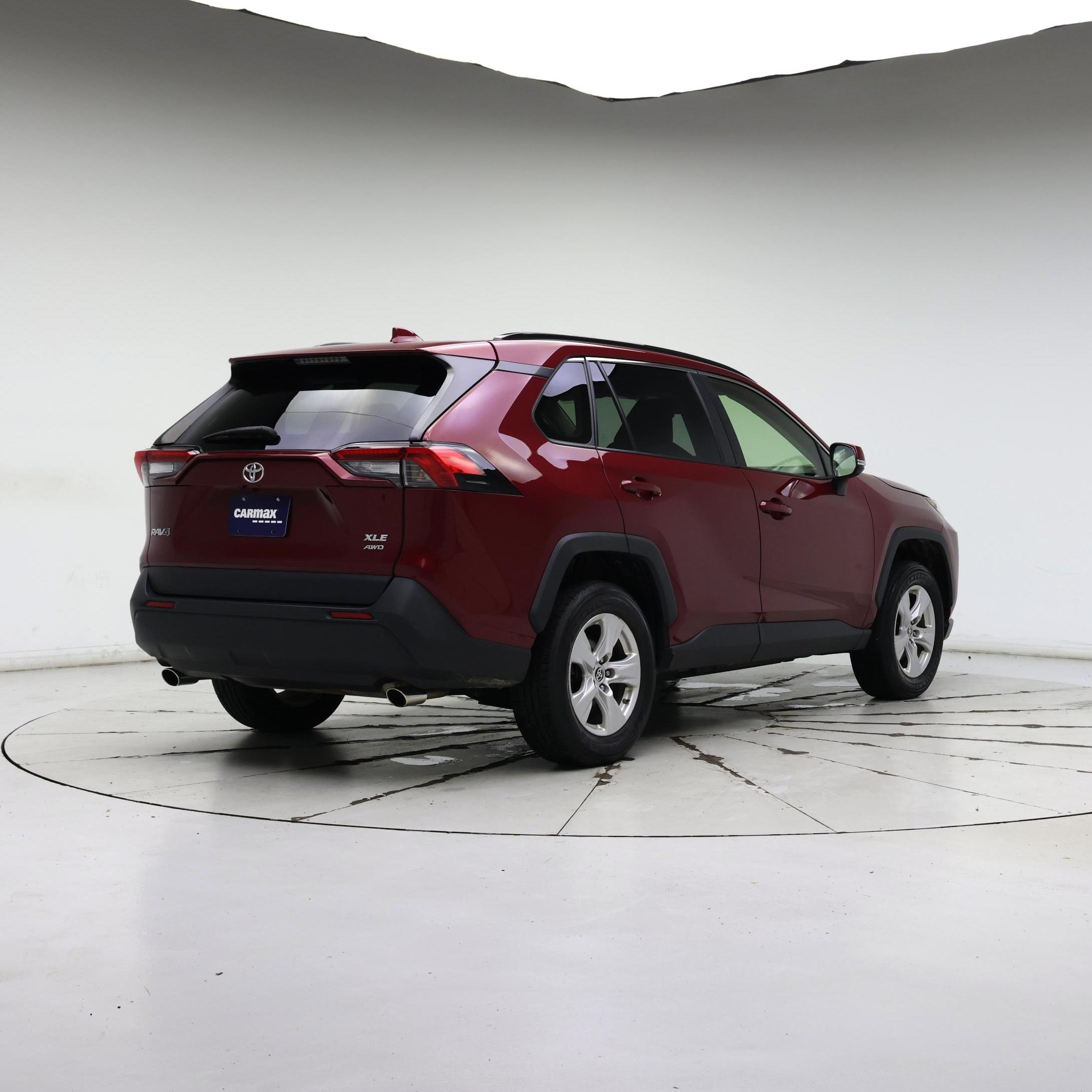 Thumbnail: 2019 Toyota RAV4 - 8
