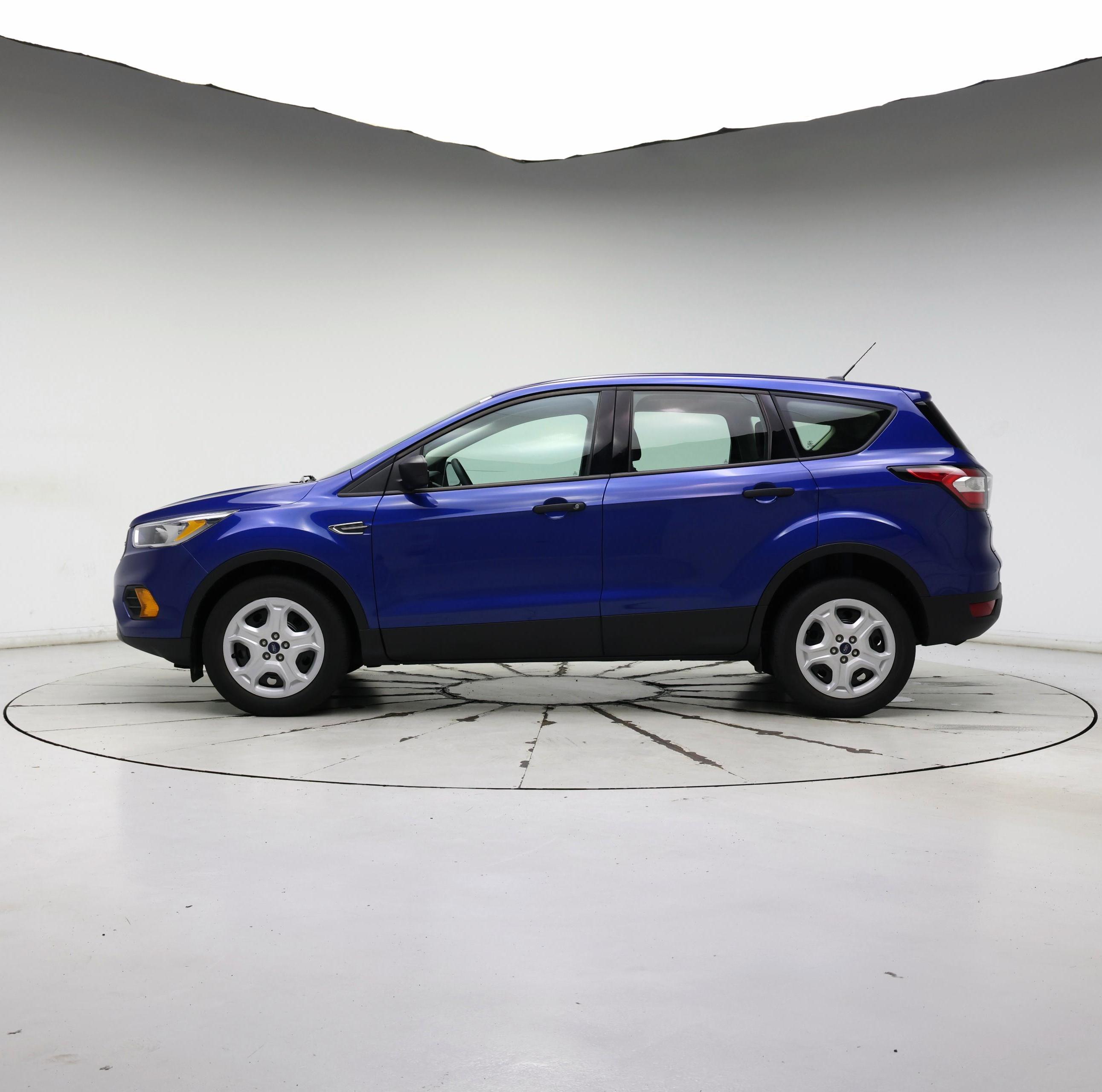 Thumbnail: 2017 Ford Escape - 3