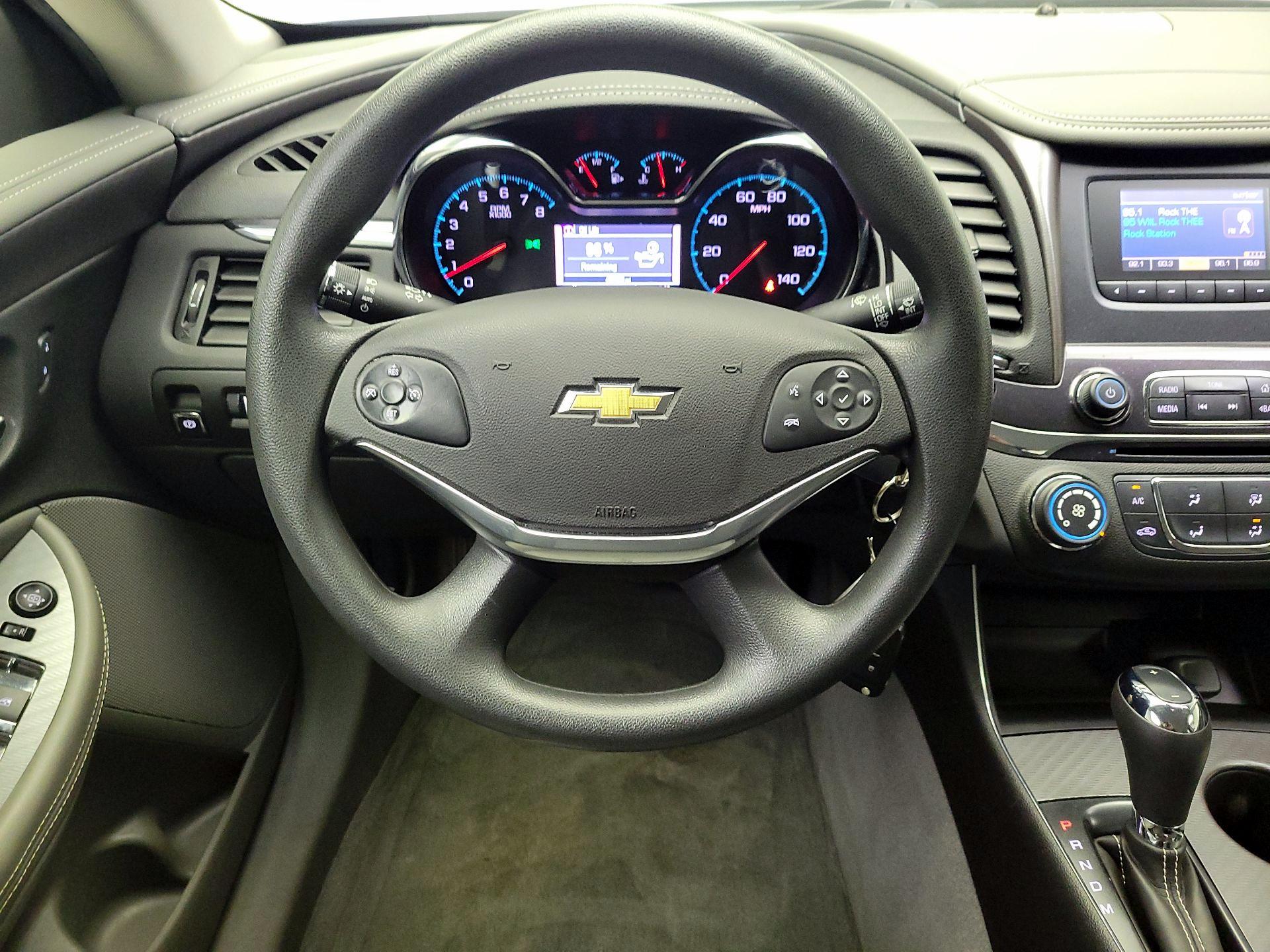 Thumbnail: 2014 Chevrolet Impala - 10