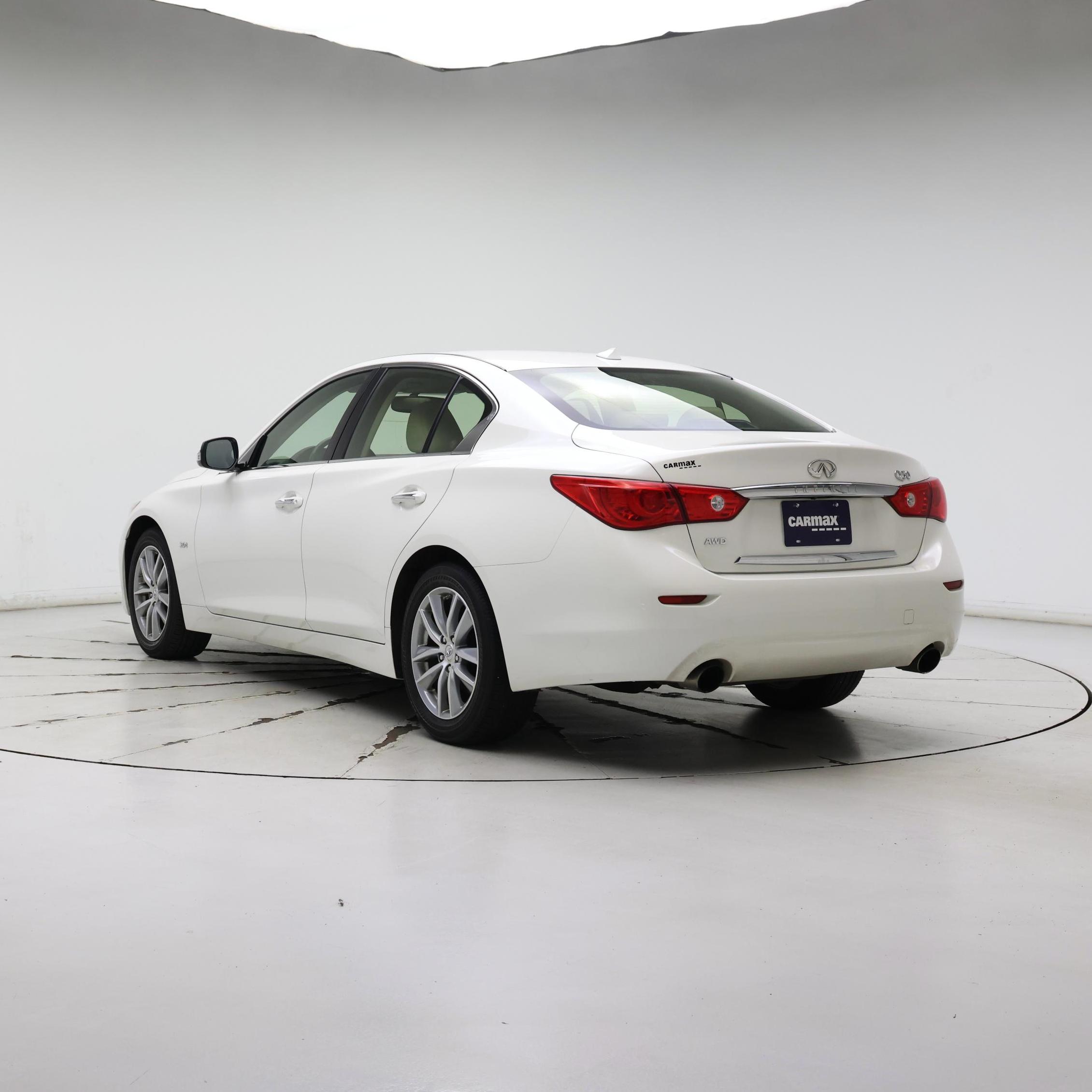 Thumbnail: 2016 INFINITI Q50 - 2
