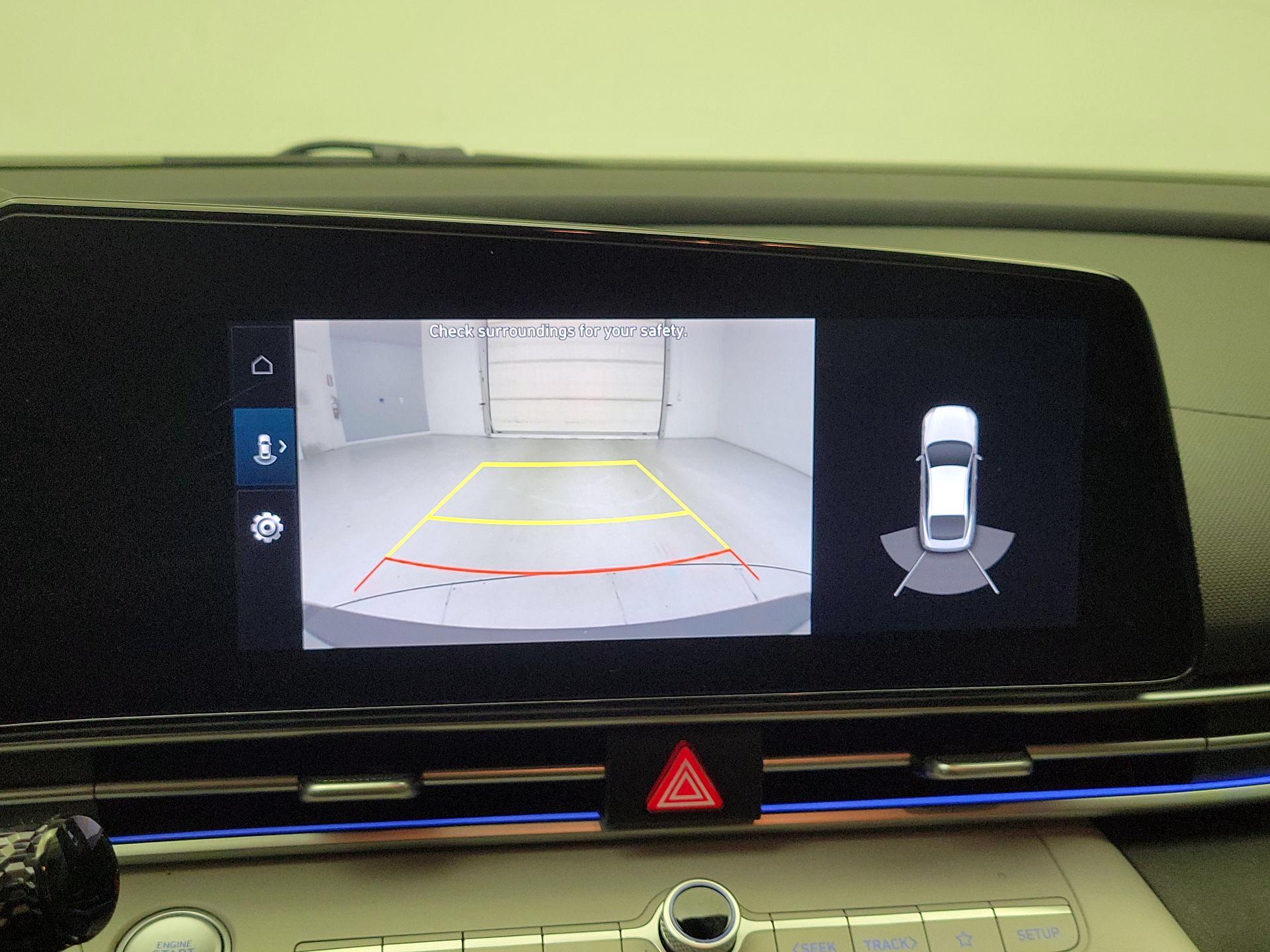 Thumbnail: 2022 Hyundai Elantra - 15