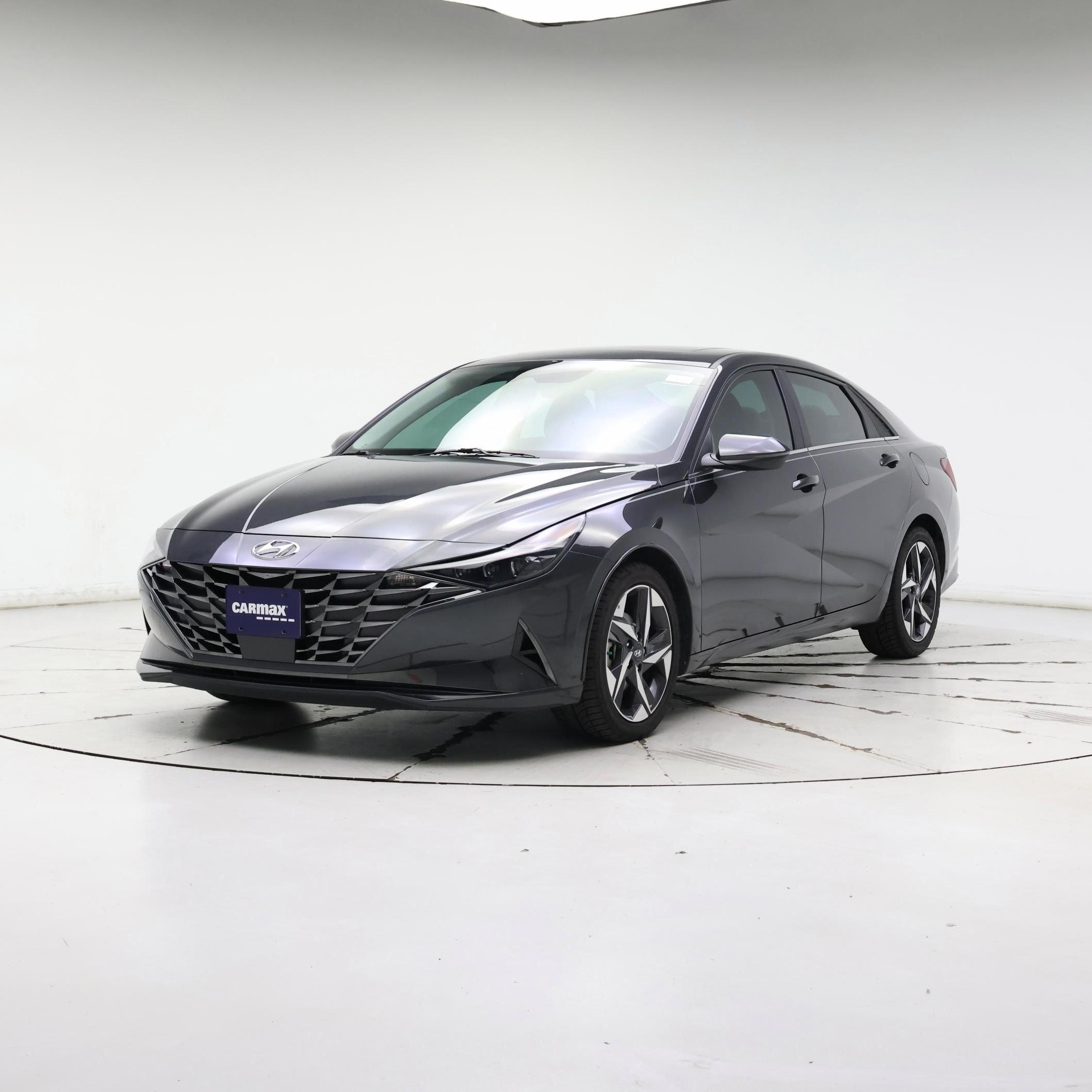 Thumbnail: 2022 Hyundai Elantra - 4