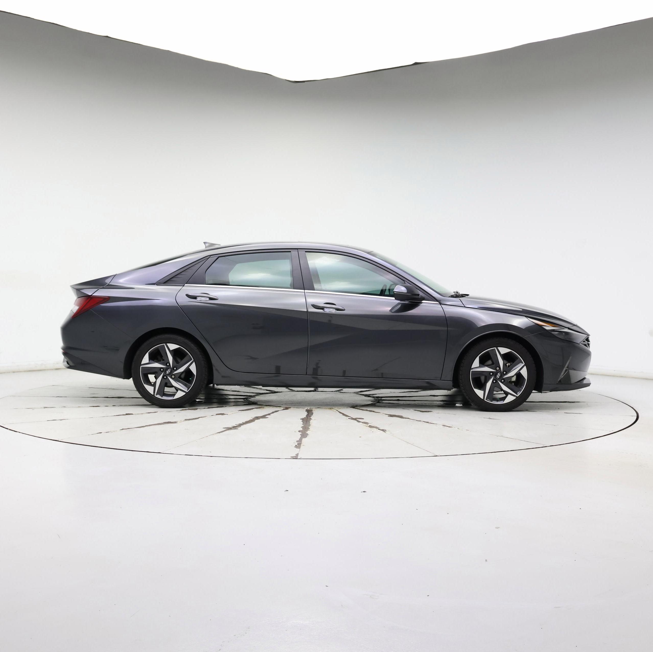 Thumbnail: 2022 Hyundai Elantra - 7