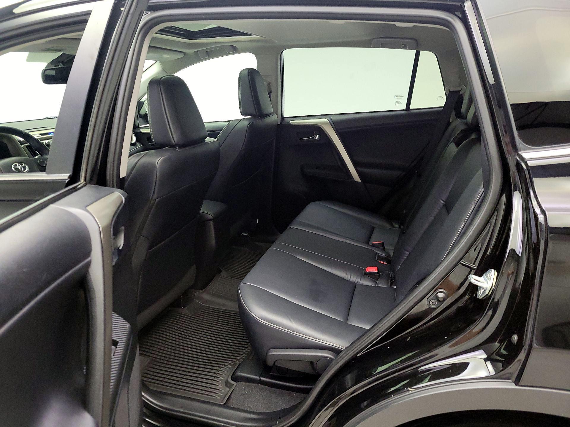 Thumbnail: 2014 Toyota RAV4 - 20