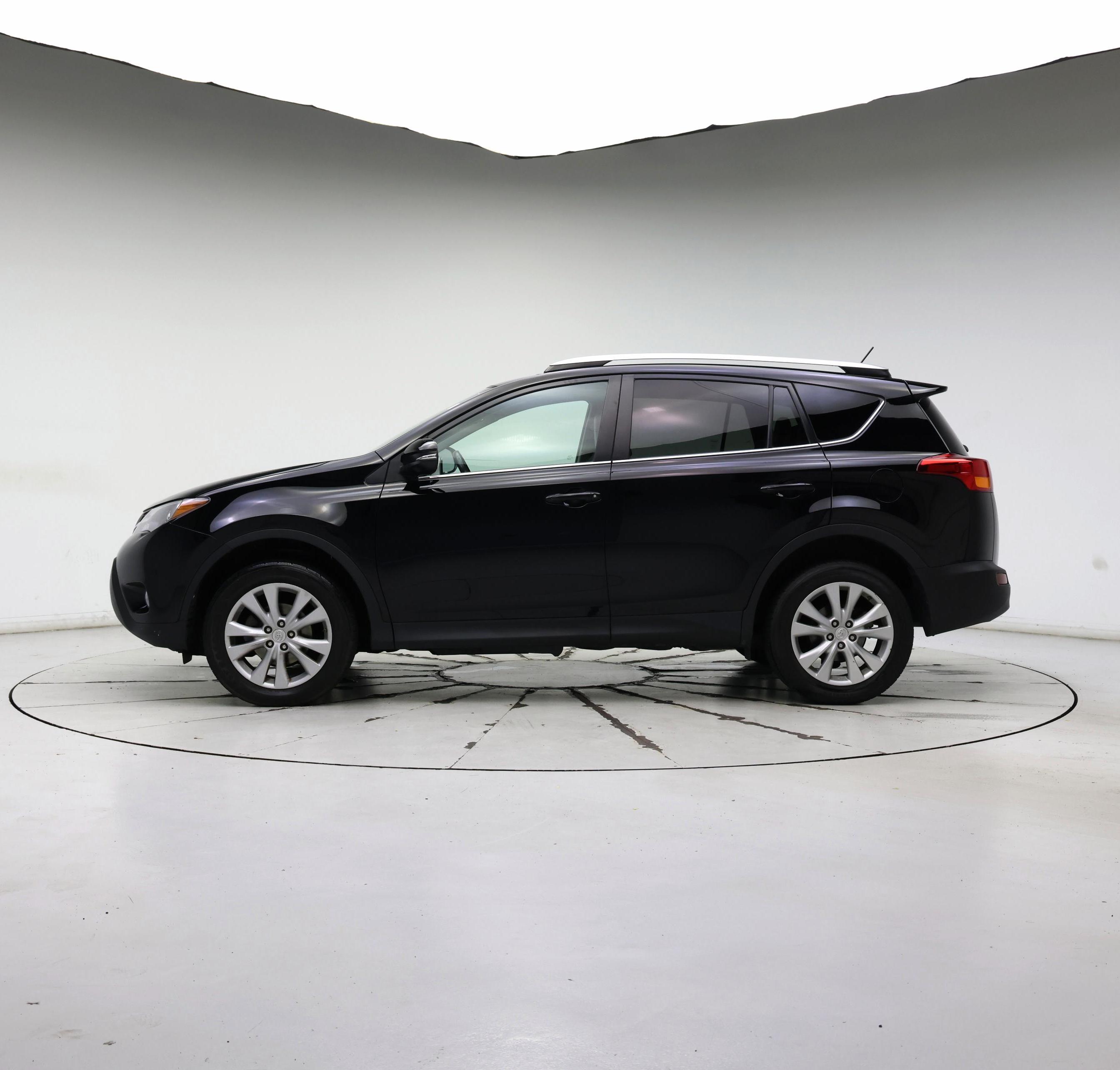 Thumbnail: 2014 Toyota RAV4 - 3