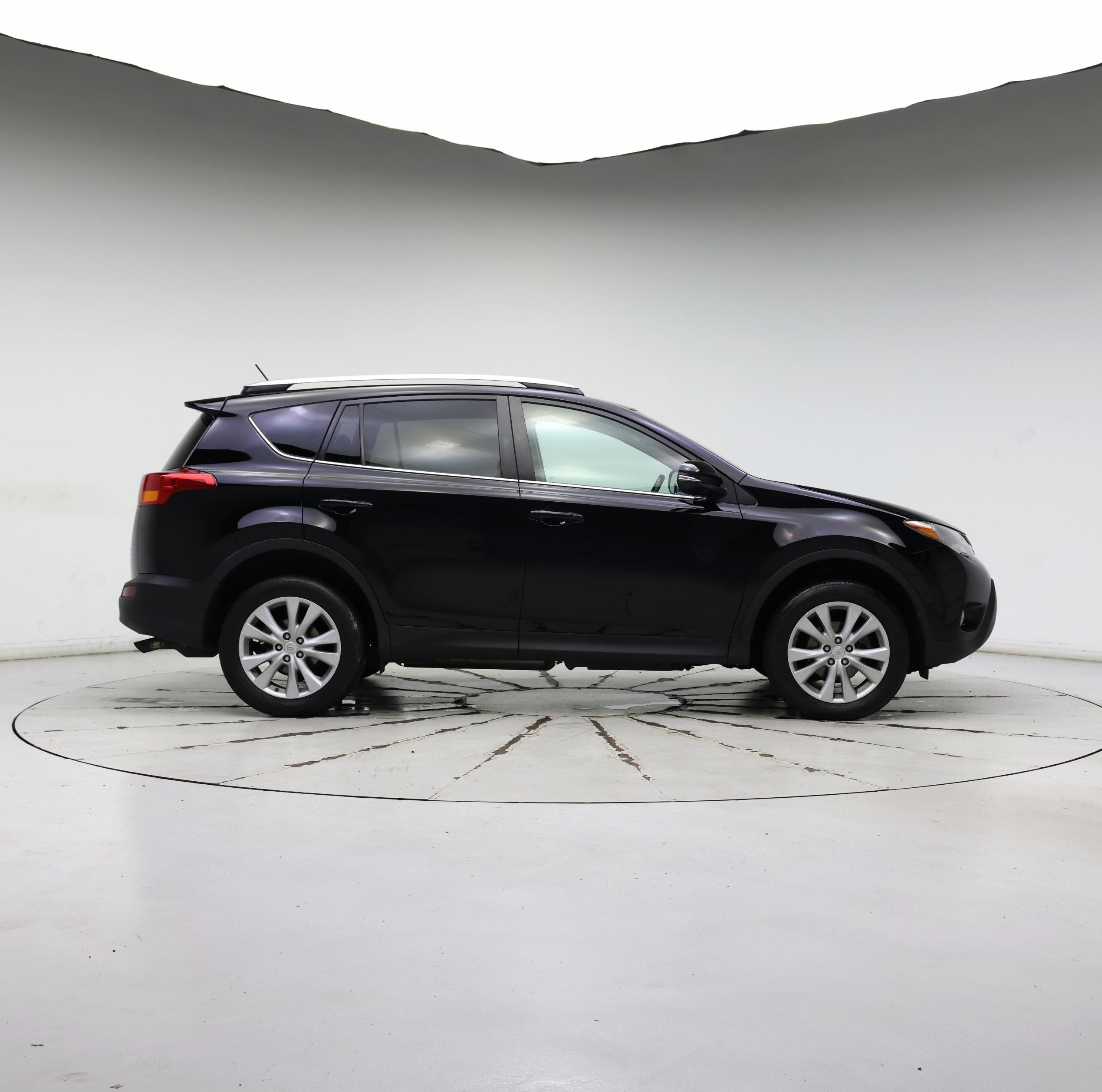 Thumbnail: 2014 Toyota RAV4 - 7