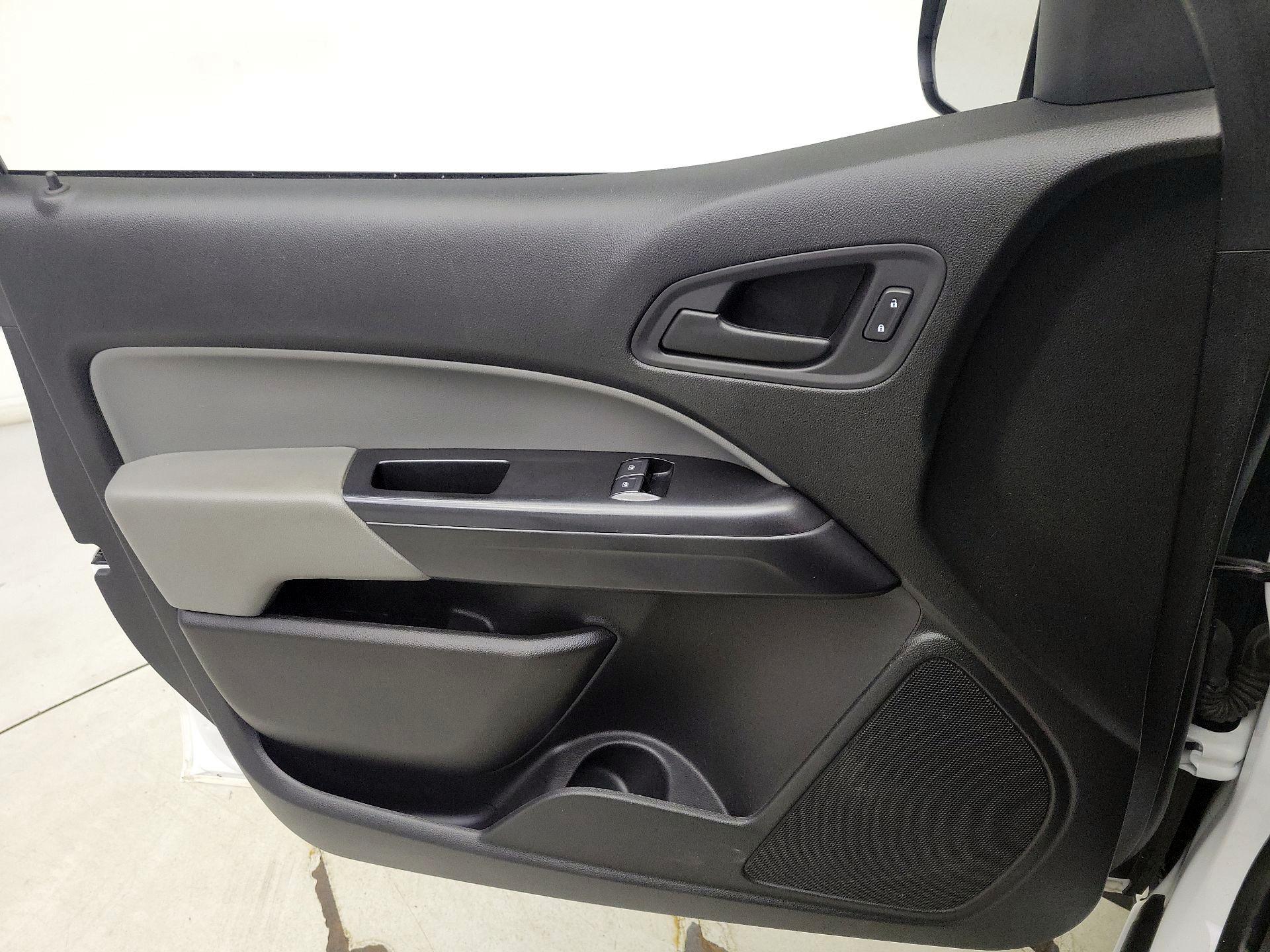 Thumbnail: 2019 Chevrolet Colorado - 12