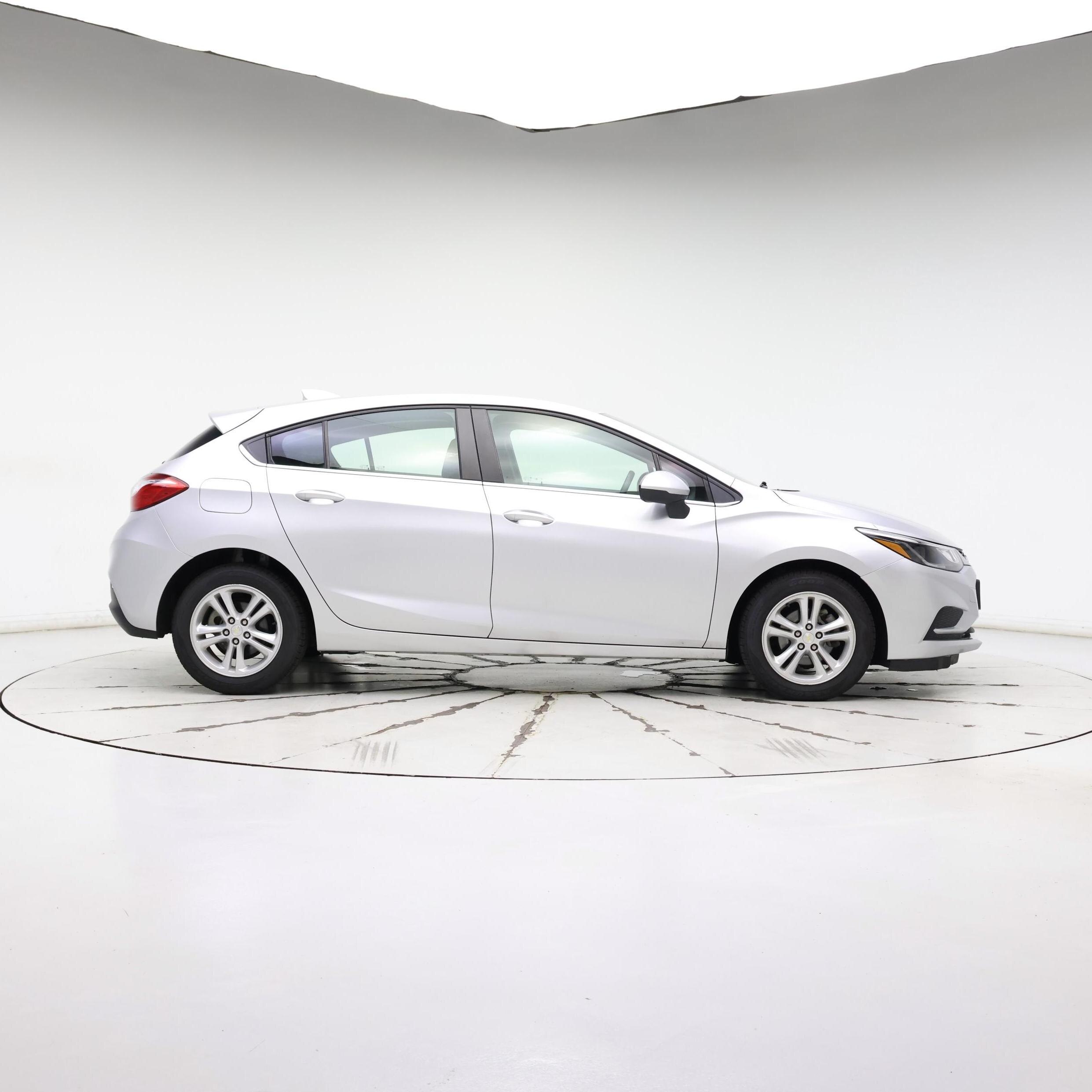 Thumbnail: 2018 Chevrolet Cruze - 7