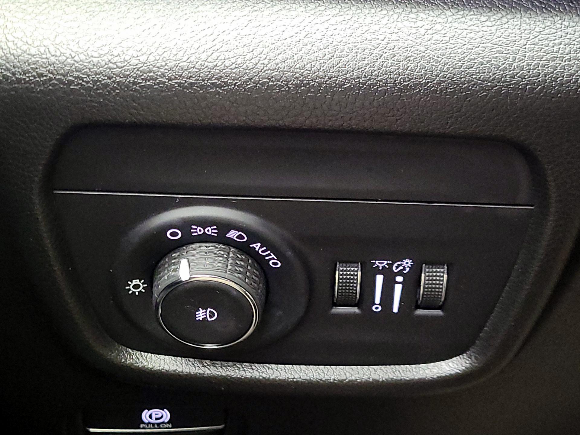 Thumbnail: 2023 Jeep Grand Cherokee - 13