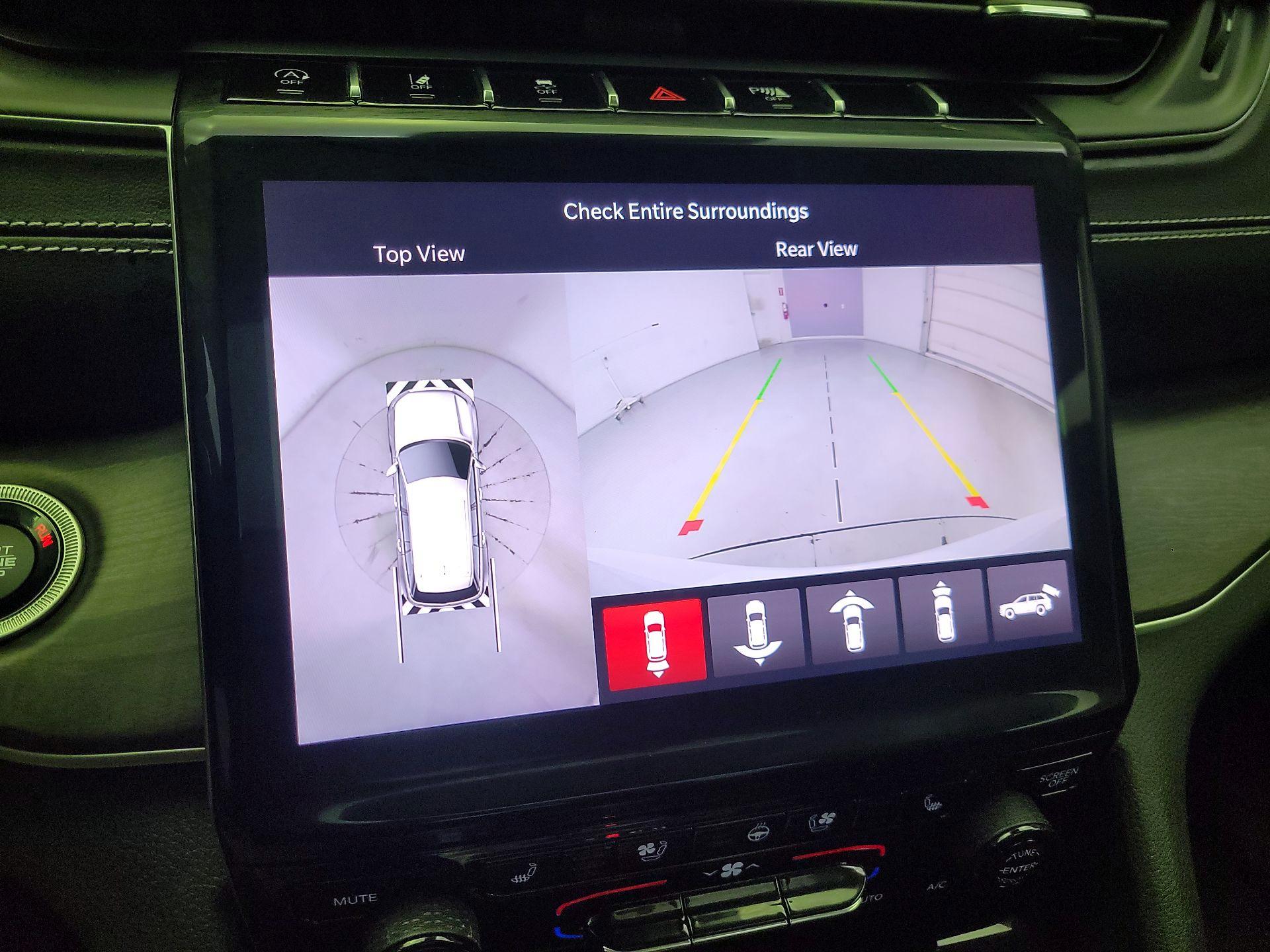 Thumbnail: 2023 Jeep Grand Cherokee - 15