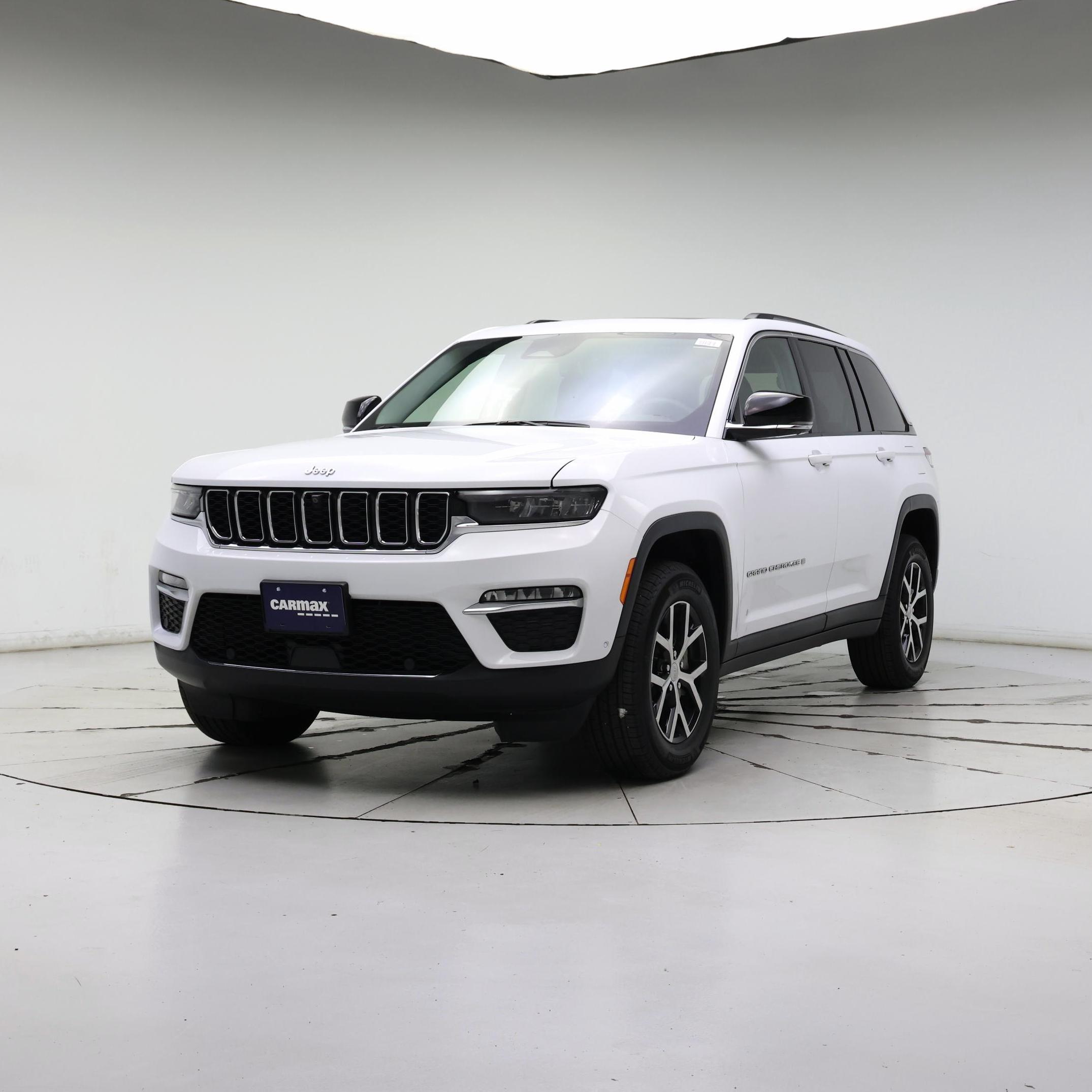 Thumbnail: 2023 Jeep Grand Cherokee - 4