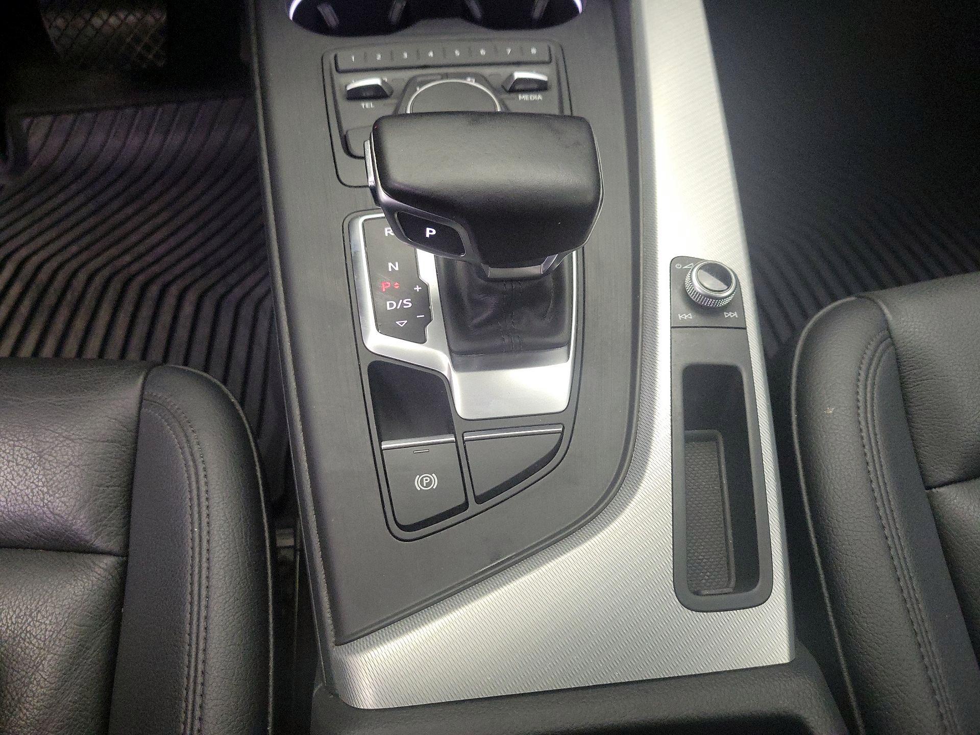 Thumbnail: 2017 Audi A4 - 17
