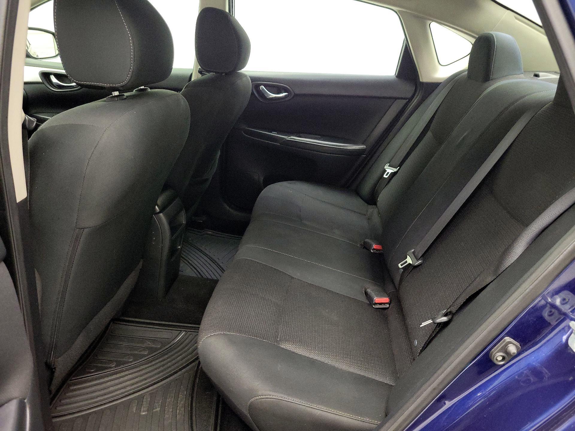 Thumbnail: 2019 Nissan Sentra - 18