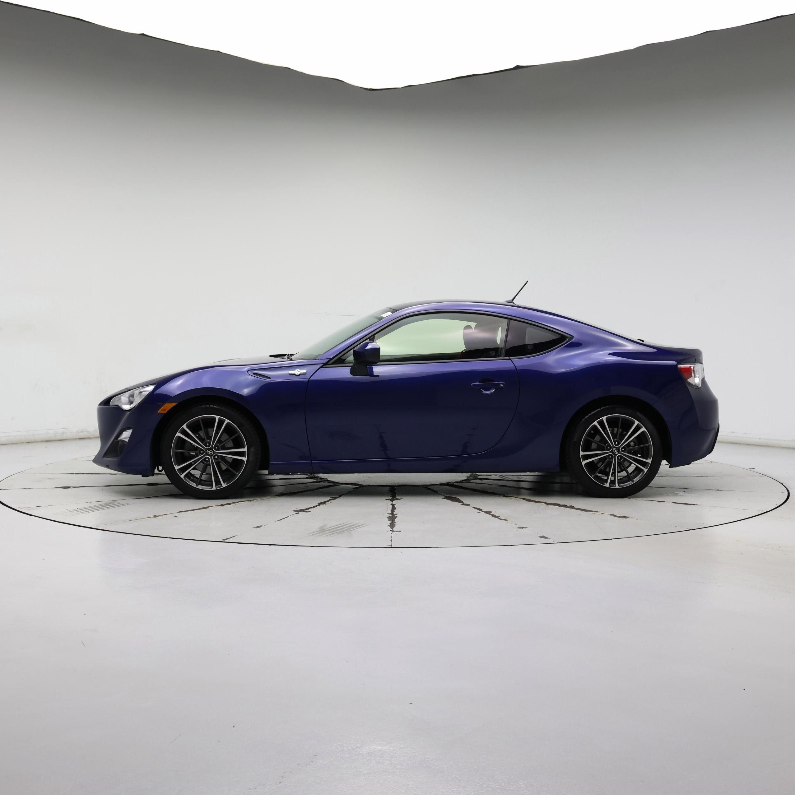 Thumbnail: 2013 Scion FR-S - 3