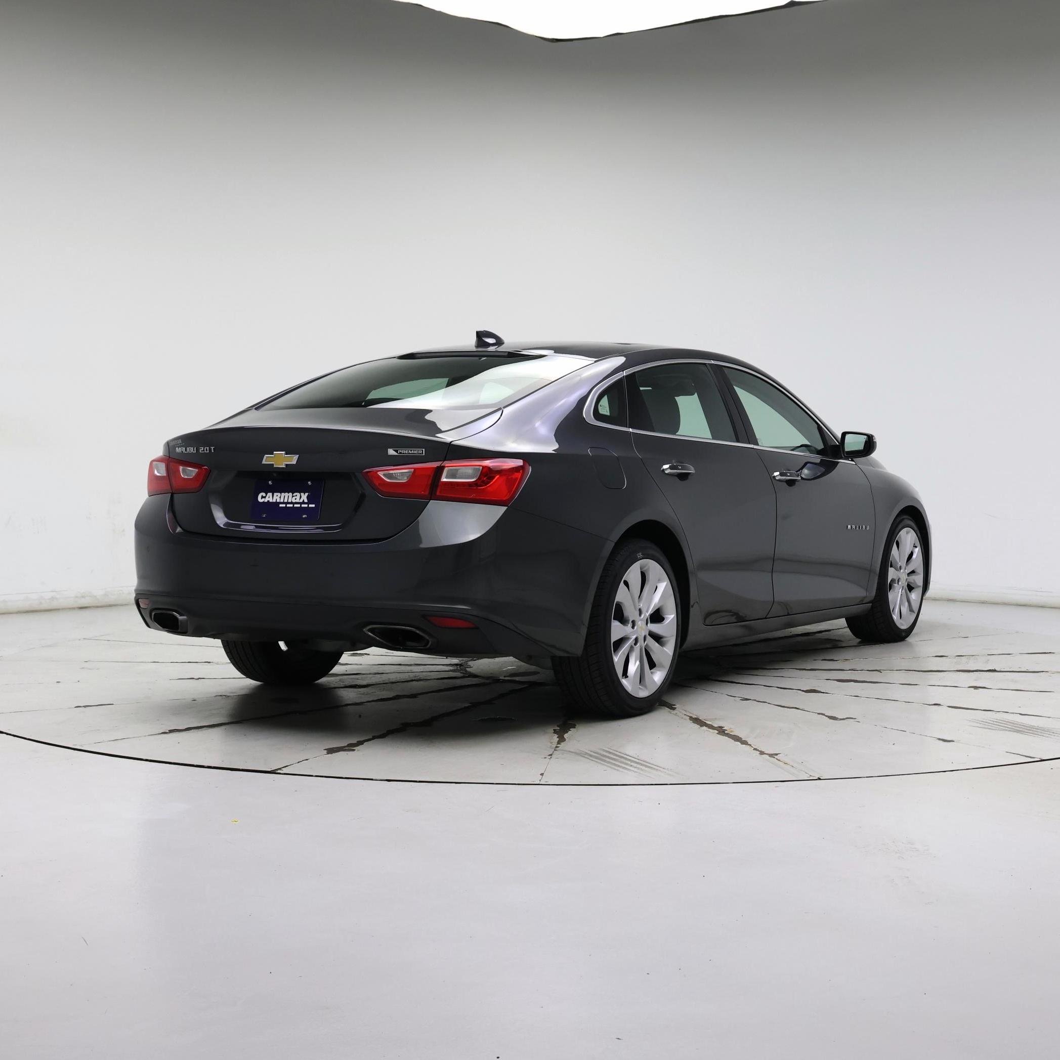 Thumbnail: 2016 Chevrolet Malibu - 8