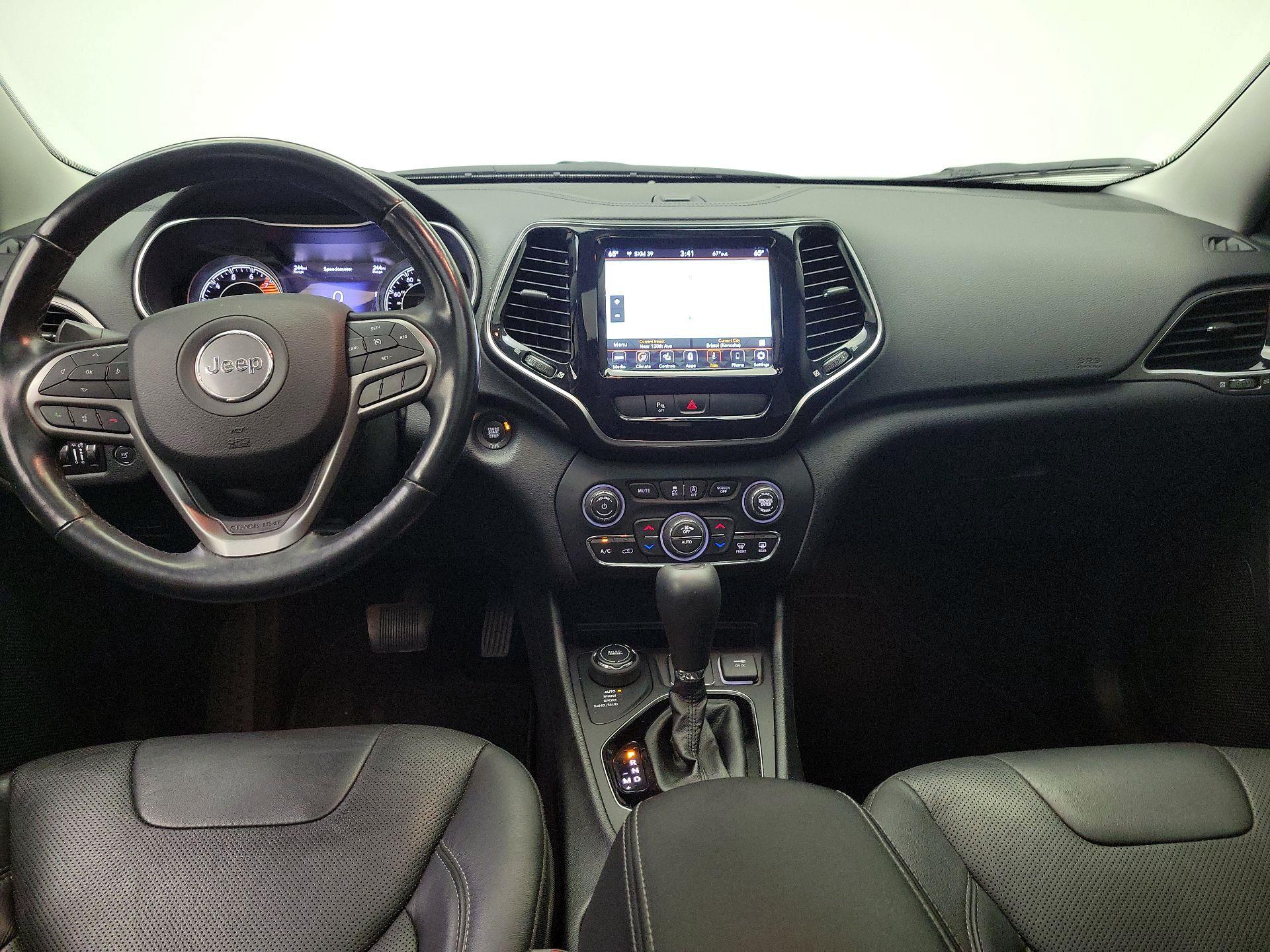 Thumbnail: 2020 Jeep Cherokee - 9
