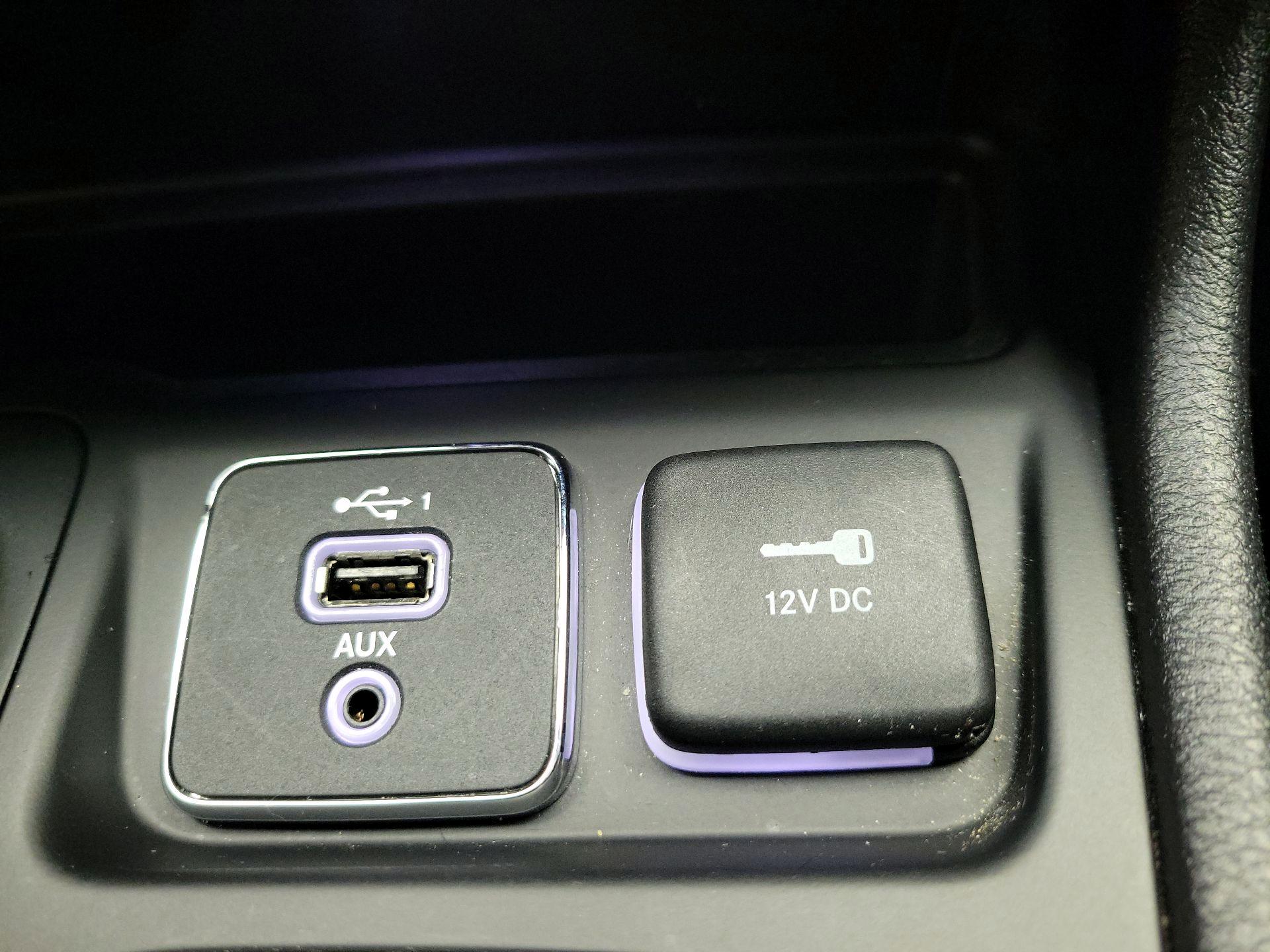 Thumbnail: 2020 Jeep Cherokee - 19