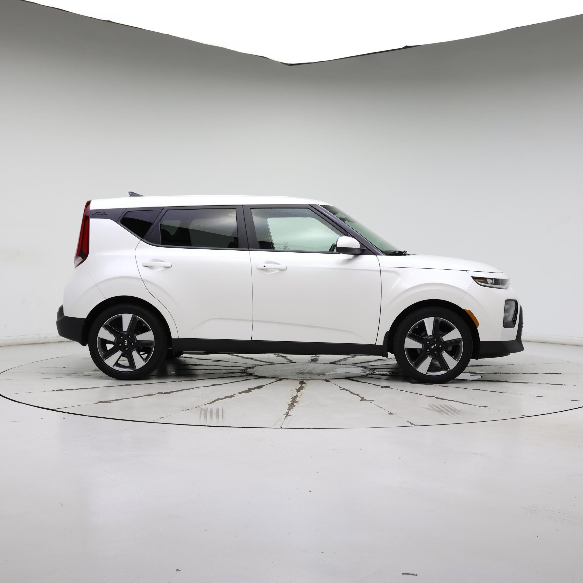 Thumbnail: 2020 Kia Soul - 7
