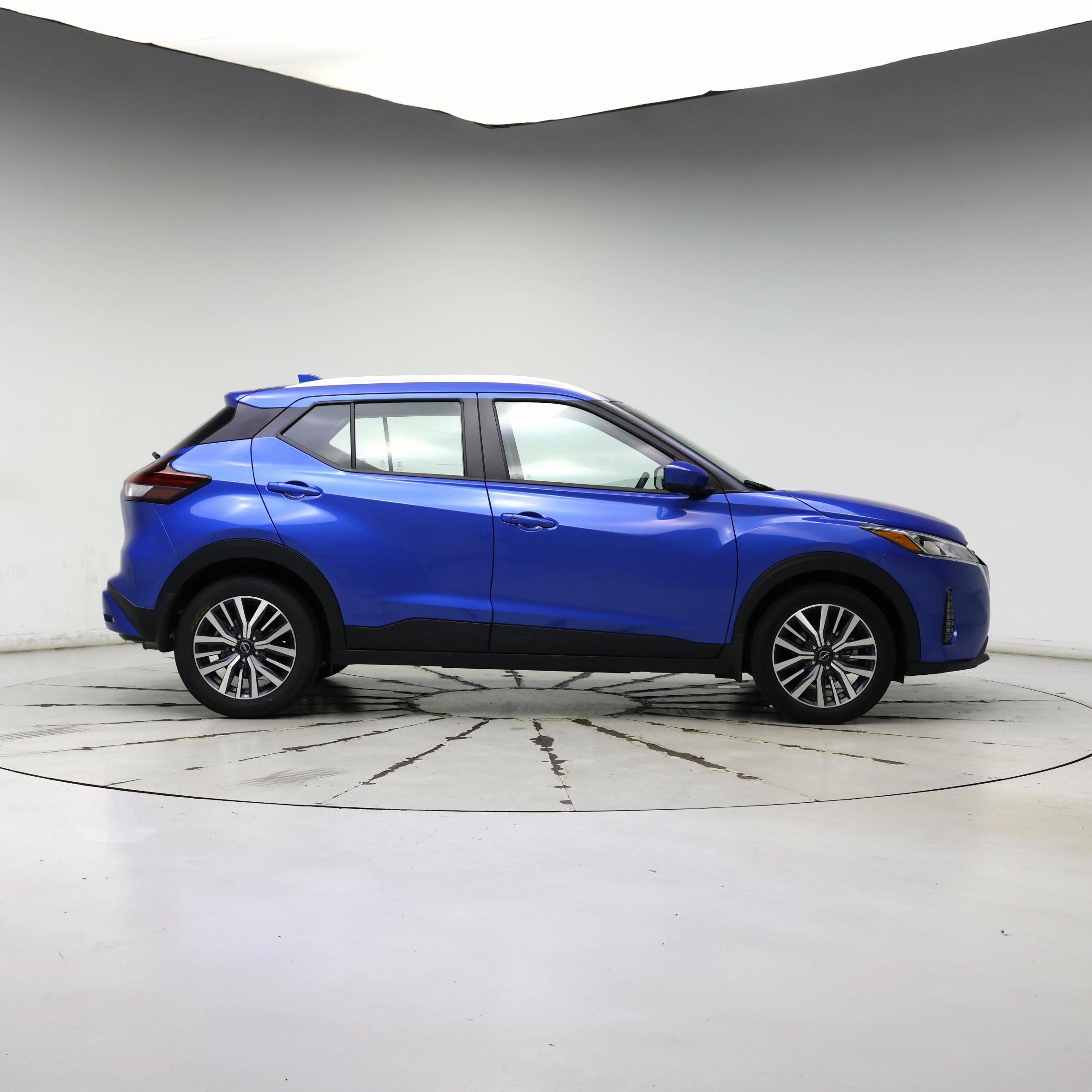 Thumbnail: 2024 Nissan Kicks - 7