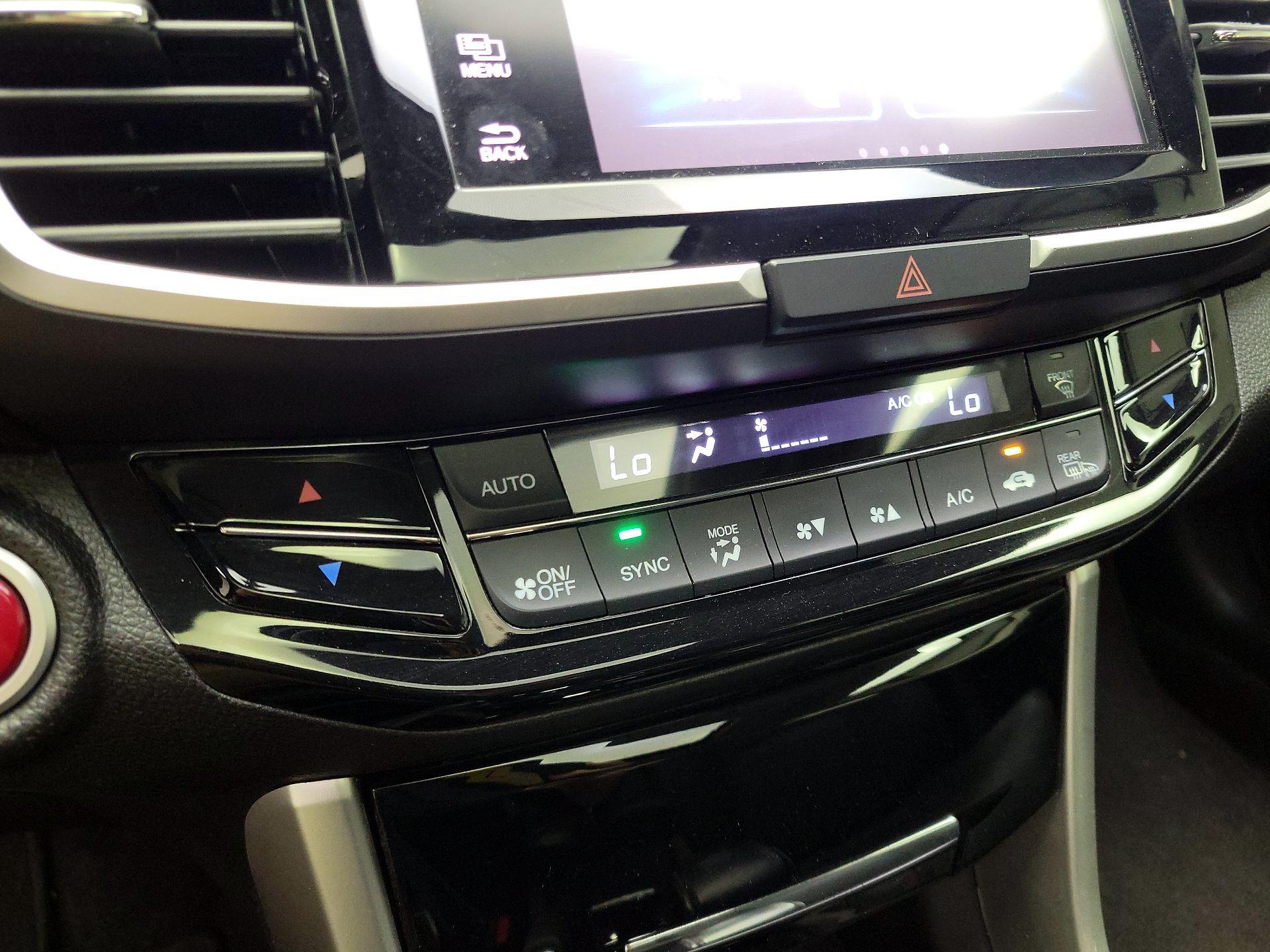 Thumbnail: 2016 Honda Accord - 16
