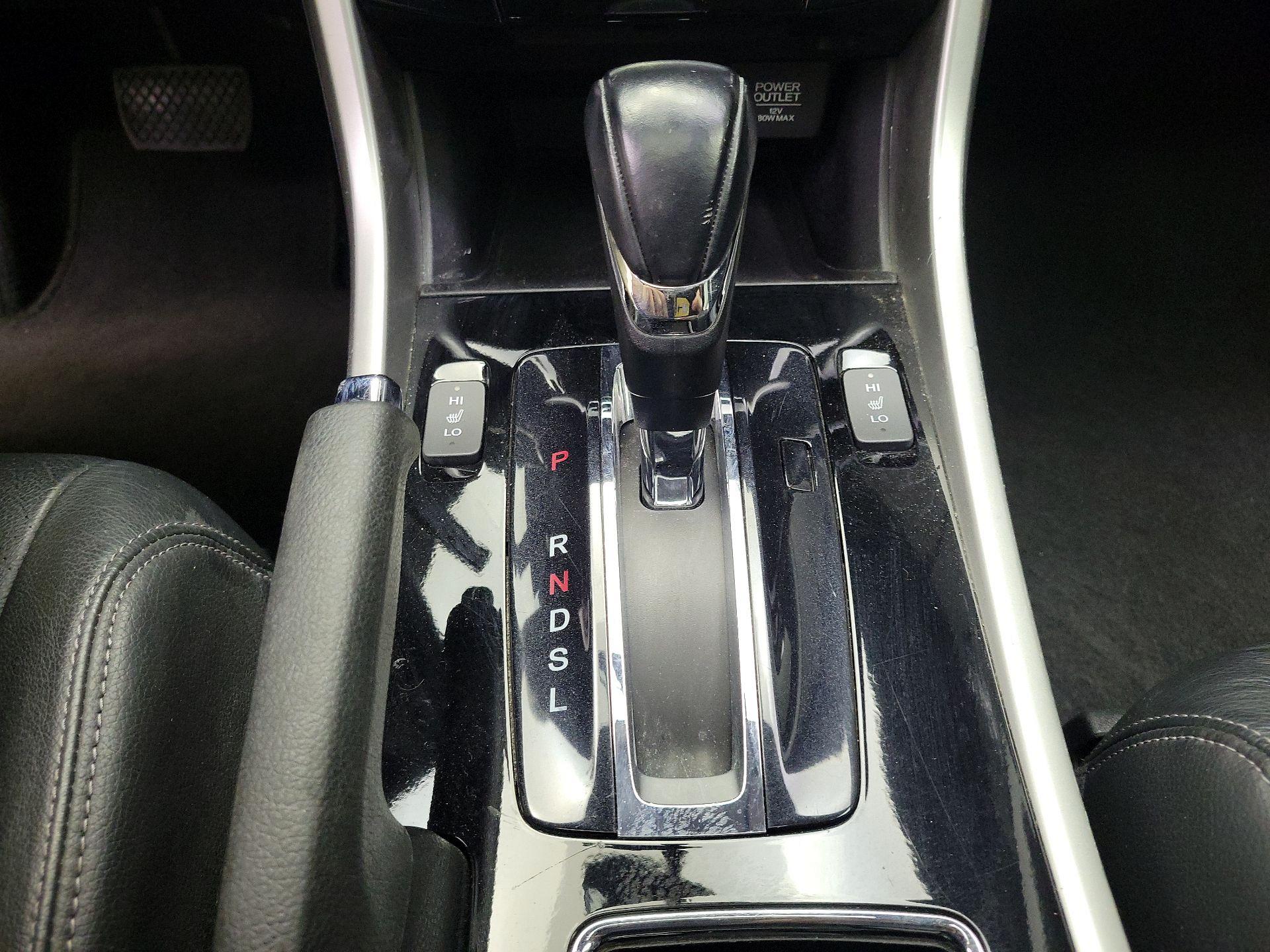 Thumbnail: 2016 Honda Accord - 17