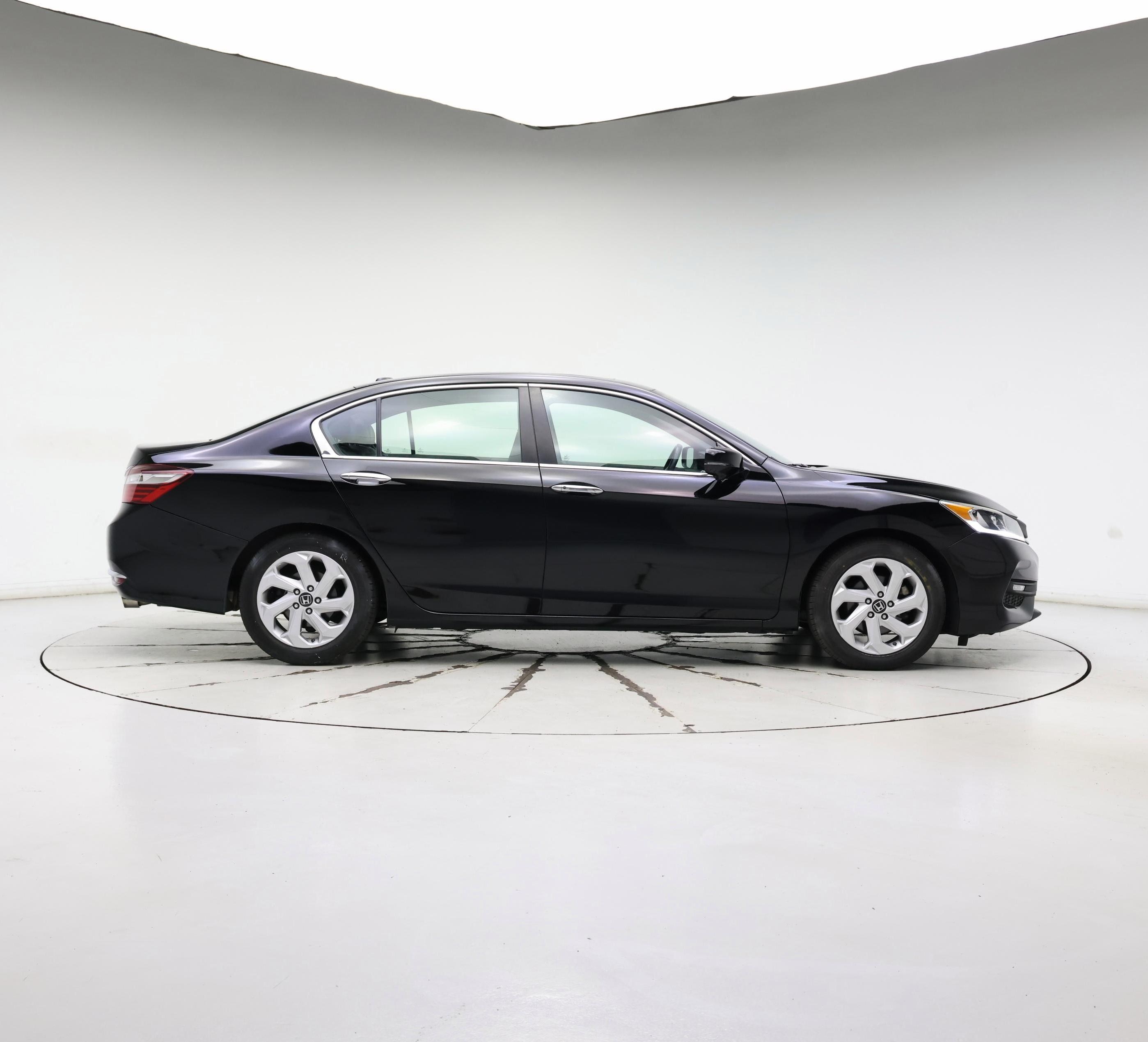 Thumbnail: 2016 Honda Accord - 7