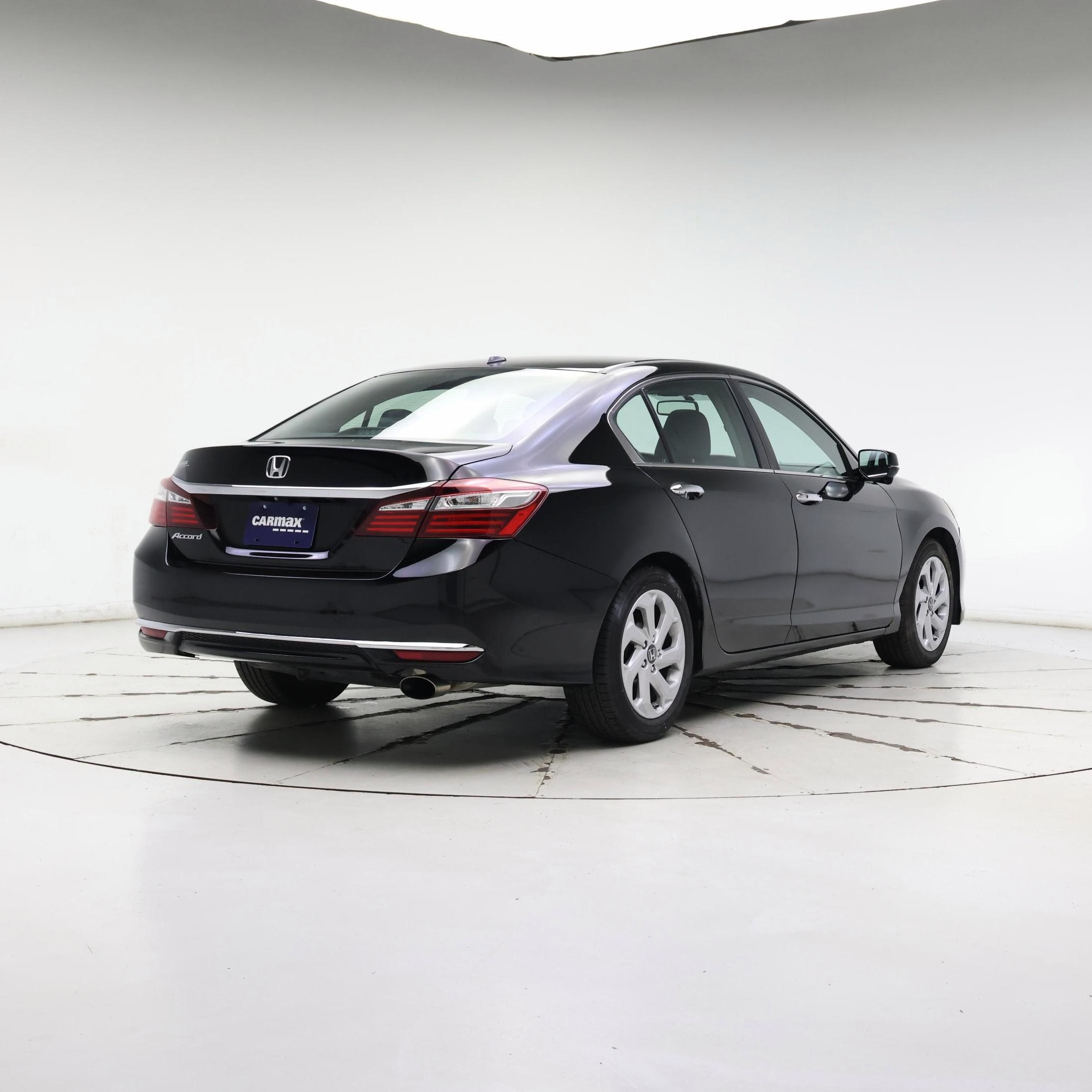 Thumbnail: 2016 Honda Accord - 8