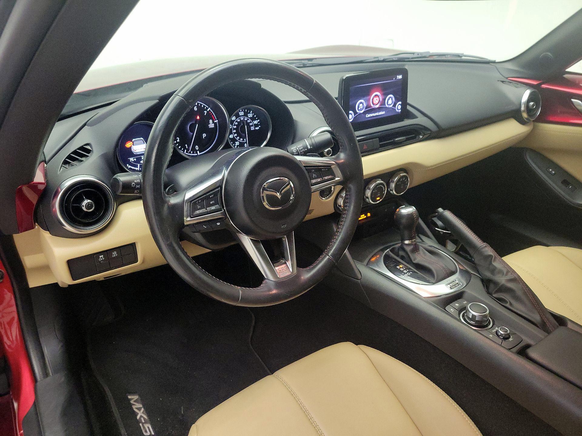 Thumbnail: 2019 Mazda MX-5 Miata - 9