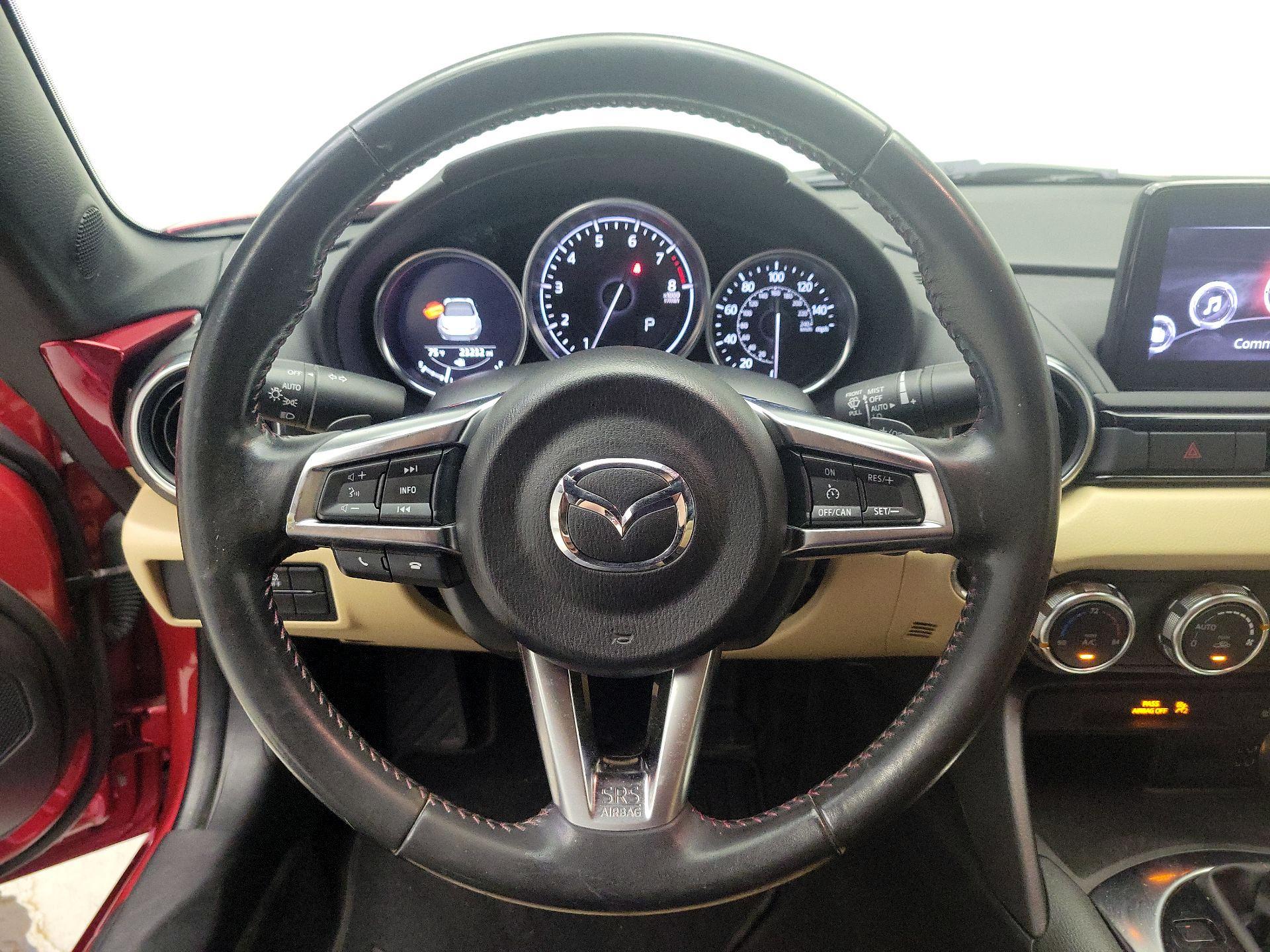 Thumbnail: 2019 Mazda MX-5 Miata - 10
