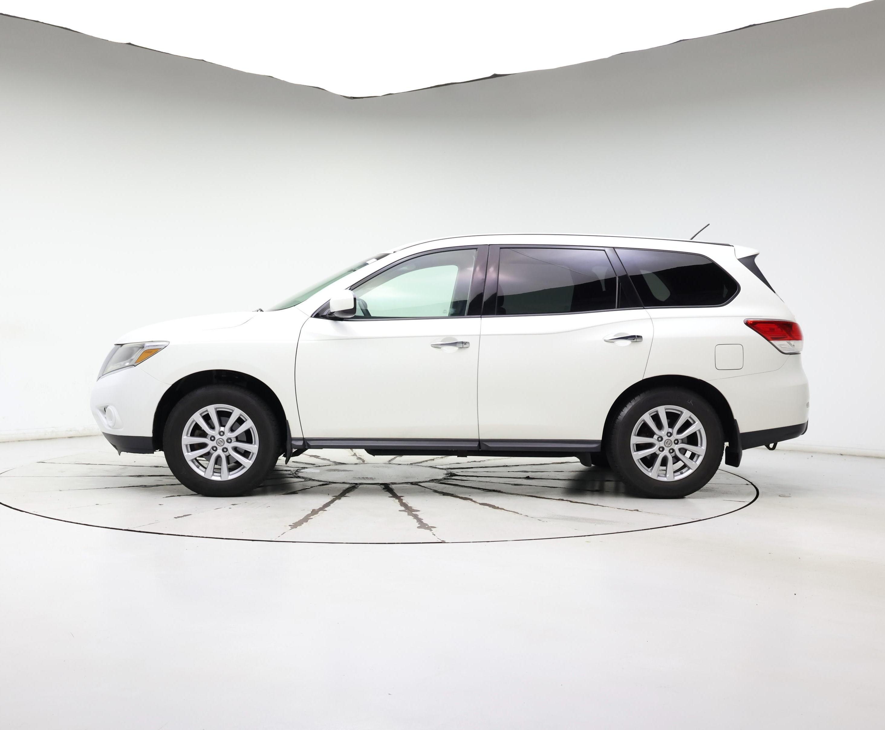 Thumbnail: 2014 Nissan Pathfinder - 3