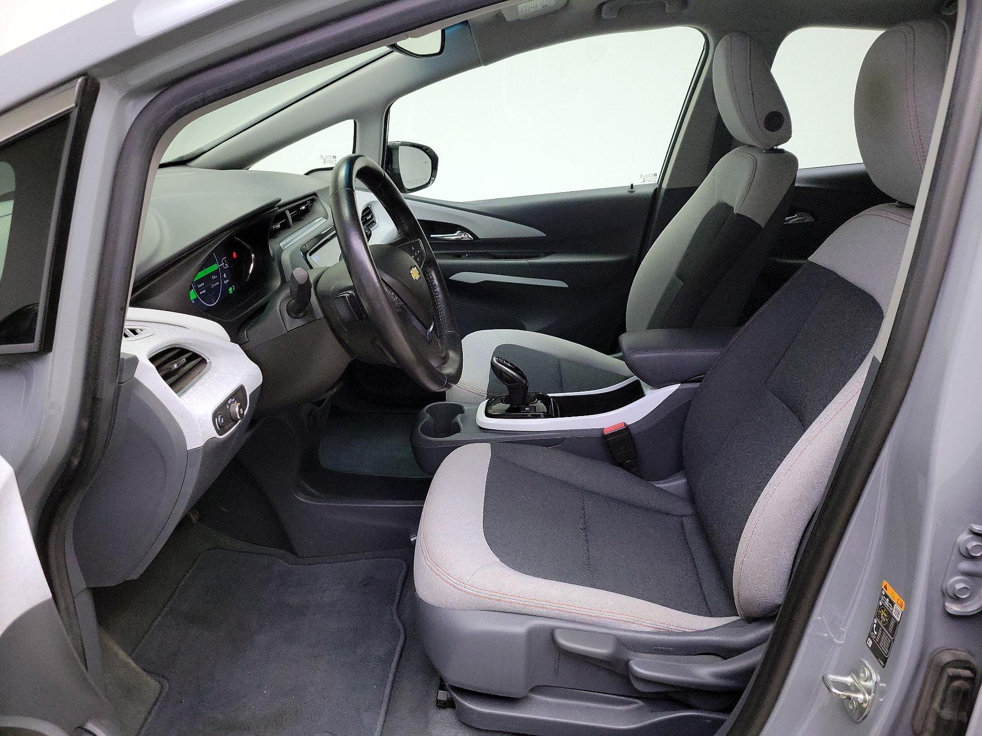 Thumbnail: 2020 Chevrolet Bolt EV - 11