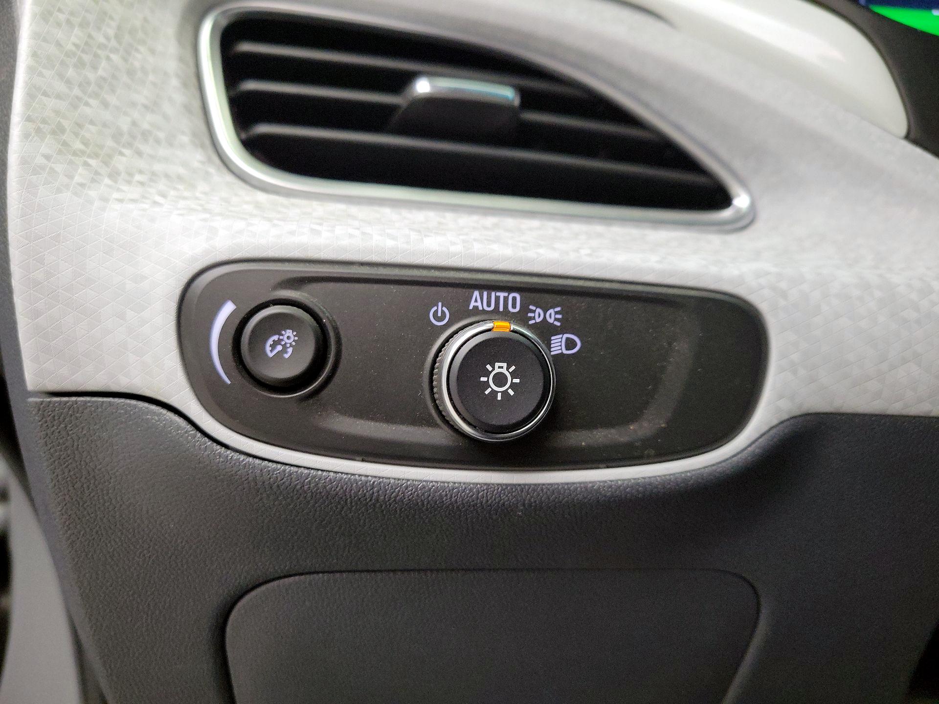Thumbnail: 2020 Chevrolet Bolt EV - 13