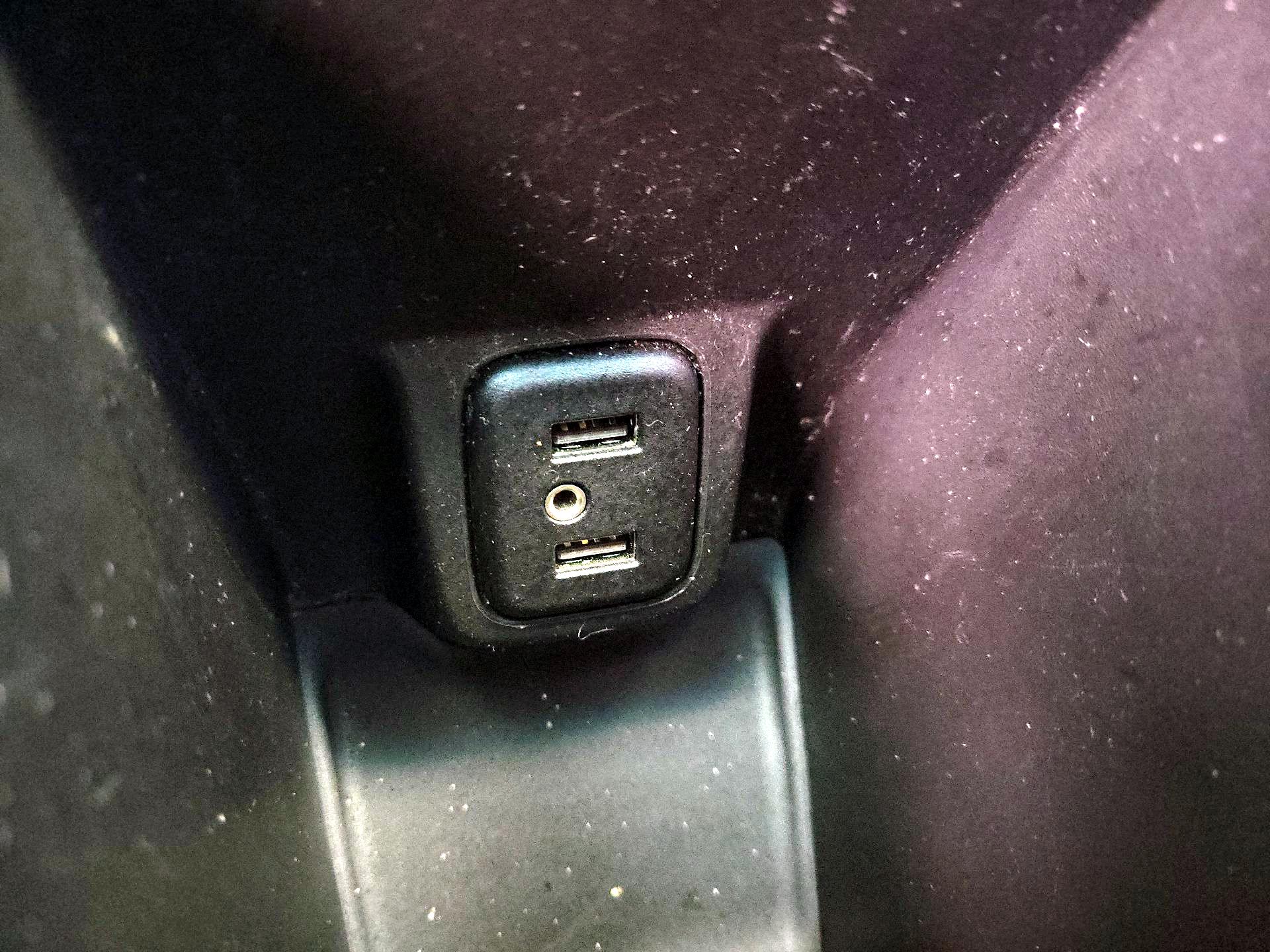 Thumbnail: 2020 Chevrolet Bolt EV - 18