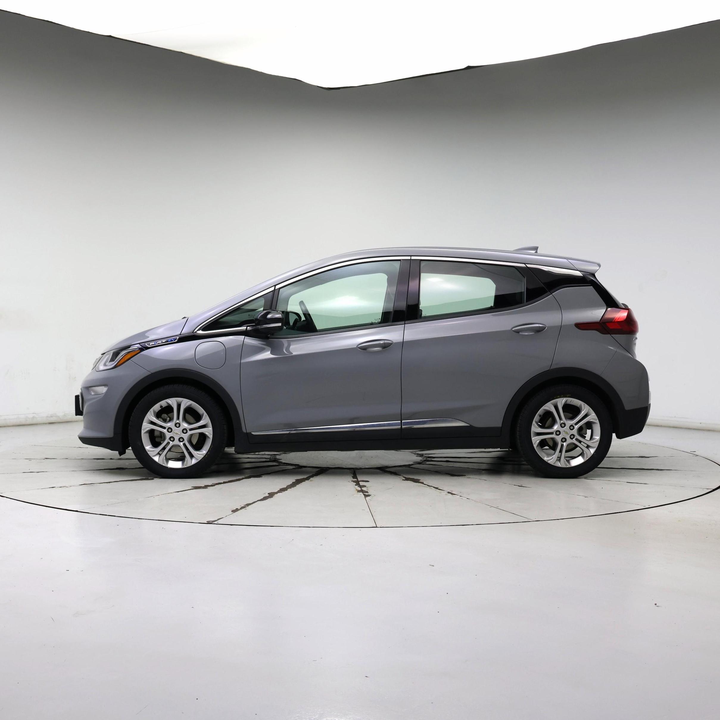 Thumbnail: 2020 Chevrolet Bolt EV - 3
