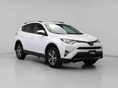 White 2018 Toyota RAV4 XLE