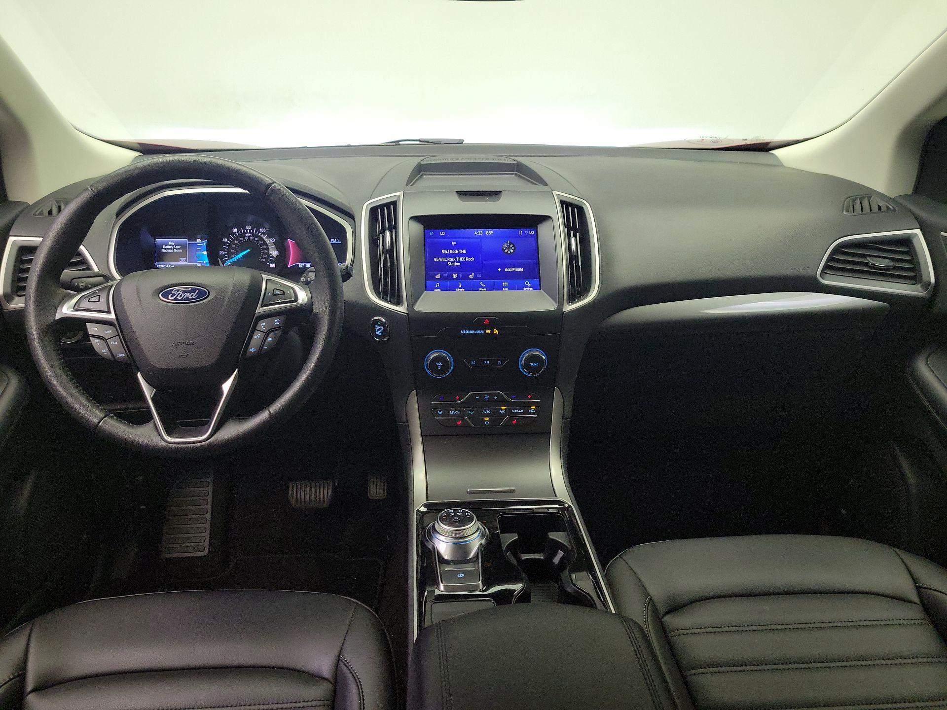 Thumbnail: 2020 Ford Edge - 9