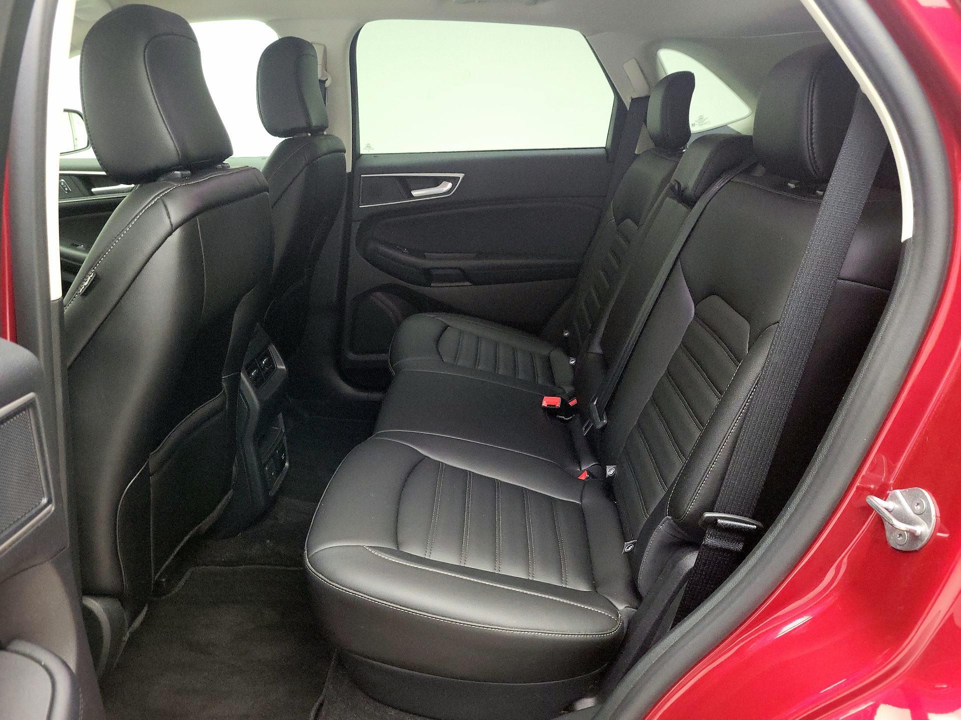Thumbnail: 2020 Ford Edge - 19