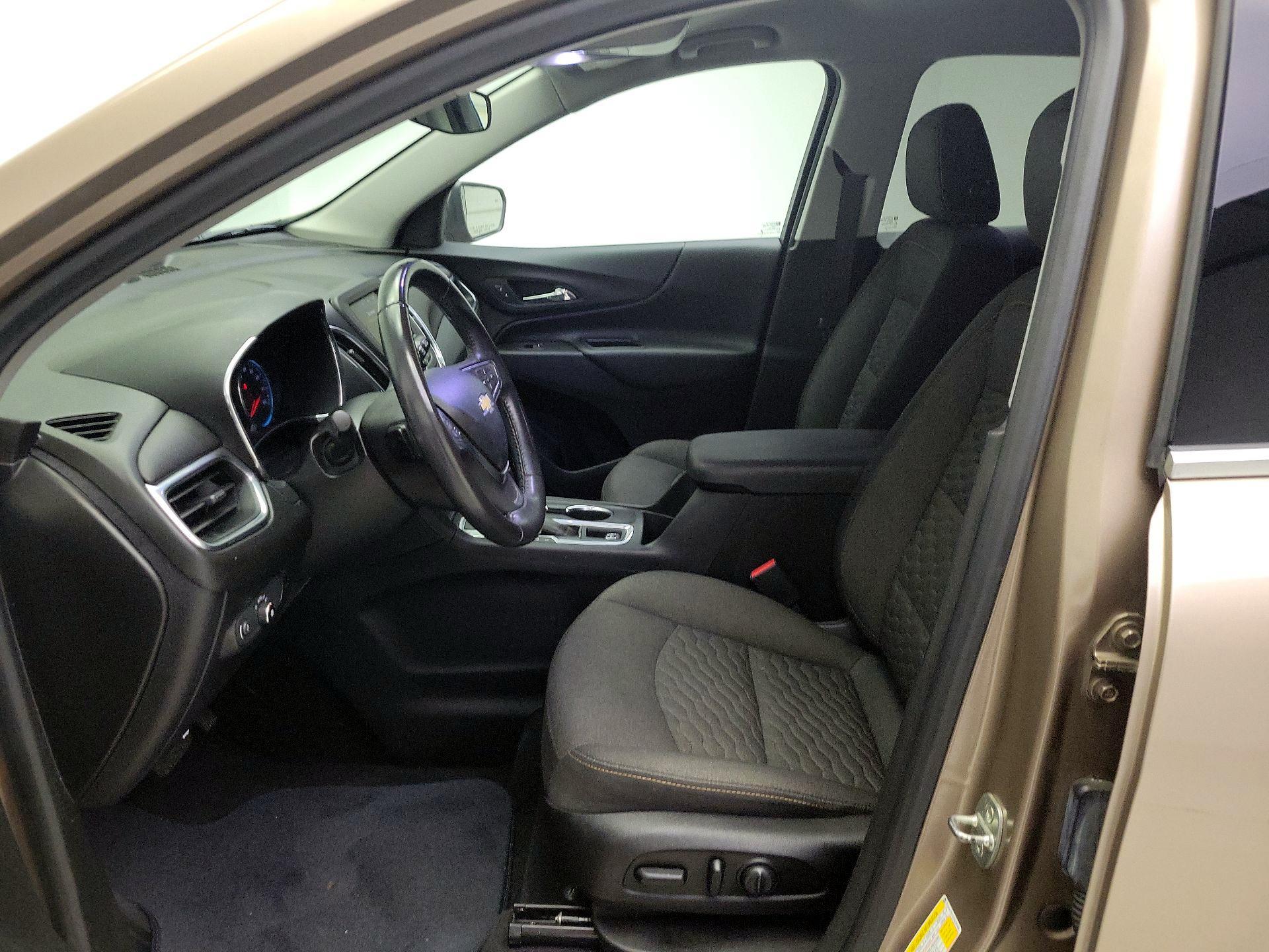 Thumbnail: 2019 Chevrolet Equinox - 11