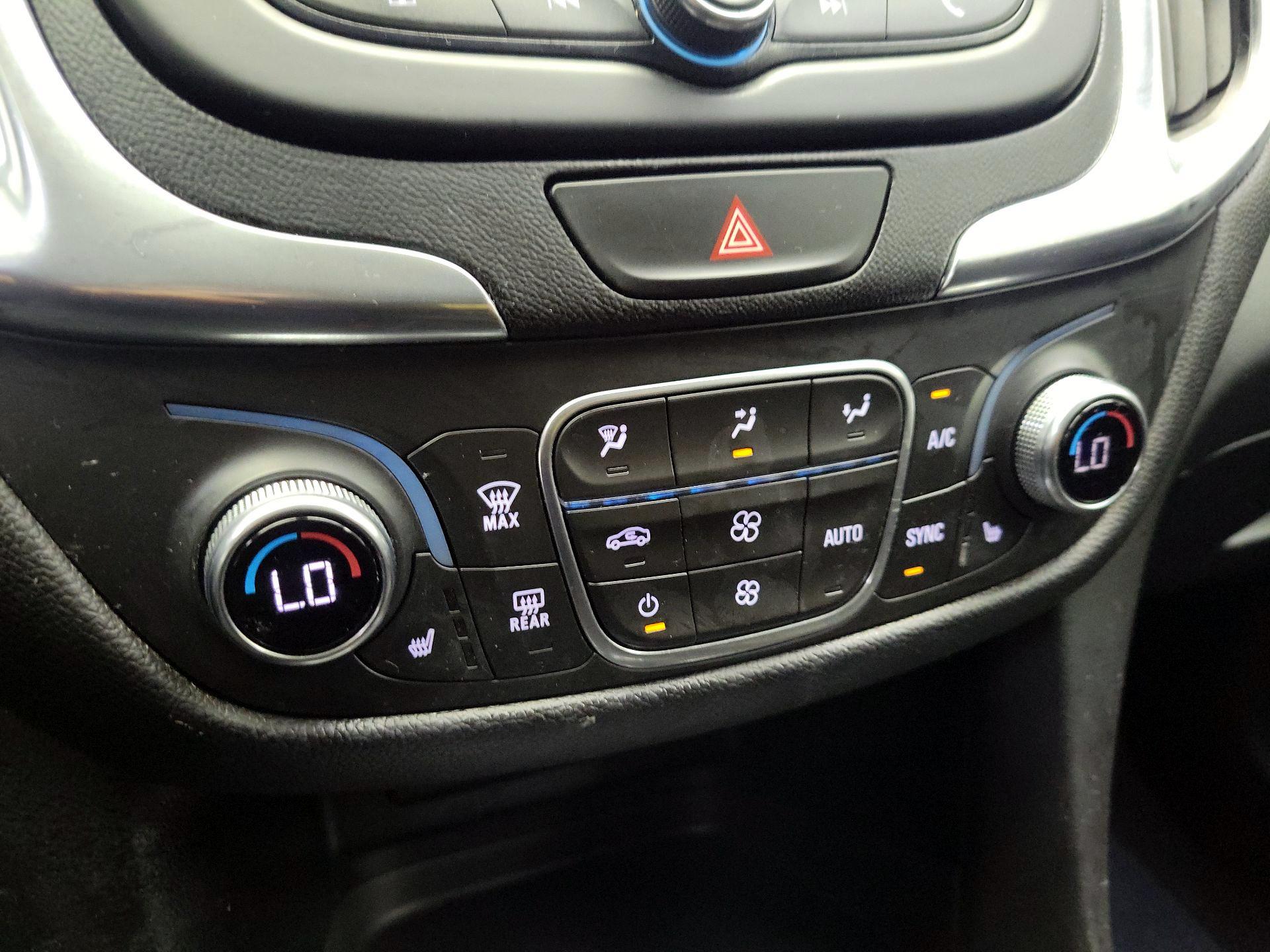 Thumbnail: 2019 Chevrolet Equinox - 16