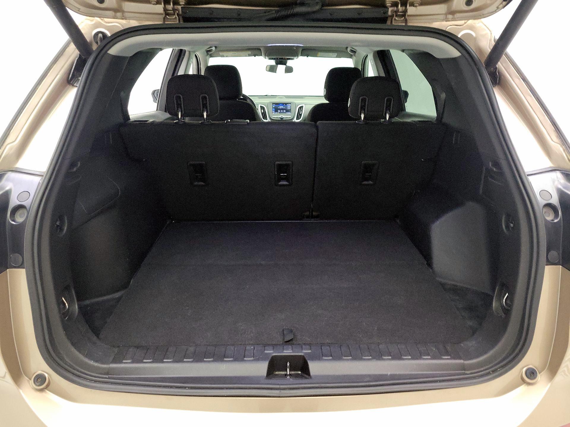 Thumbnail: 2019 Chevrolet Equinox - 20