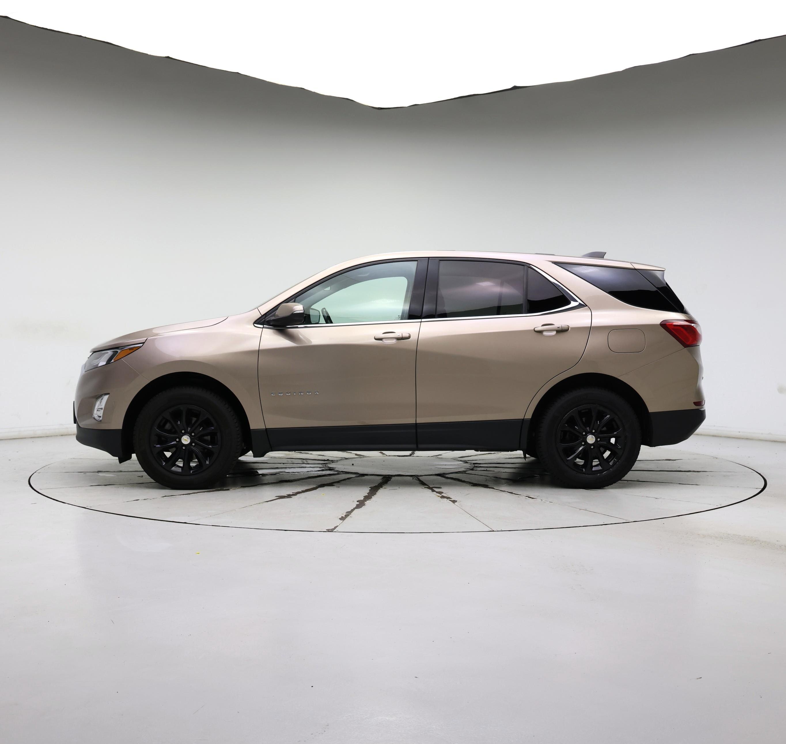 Thumbnail: 2019 Chevrolet Equinox - 3
