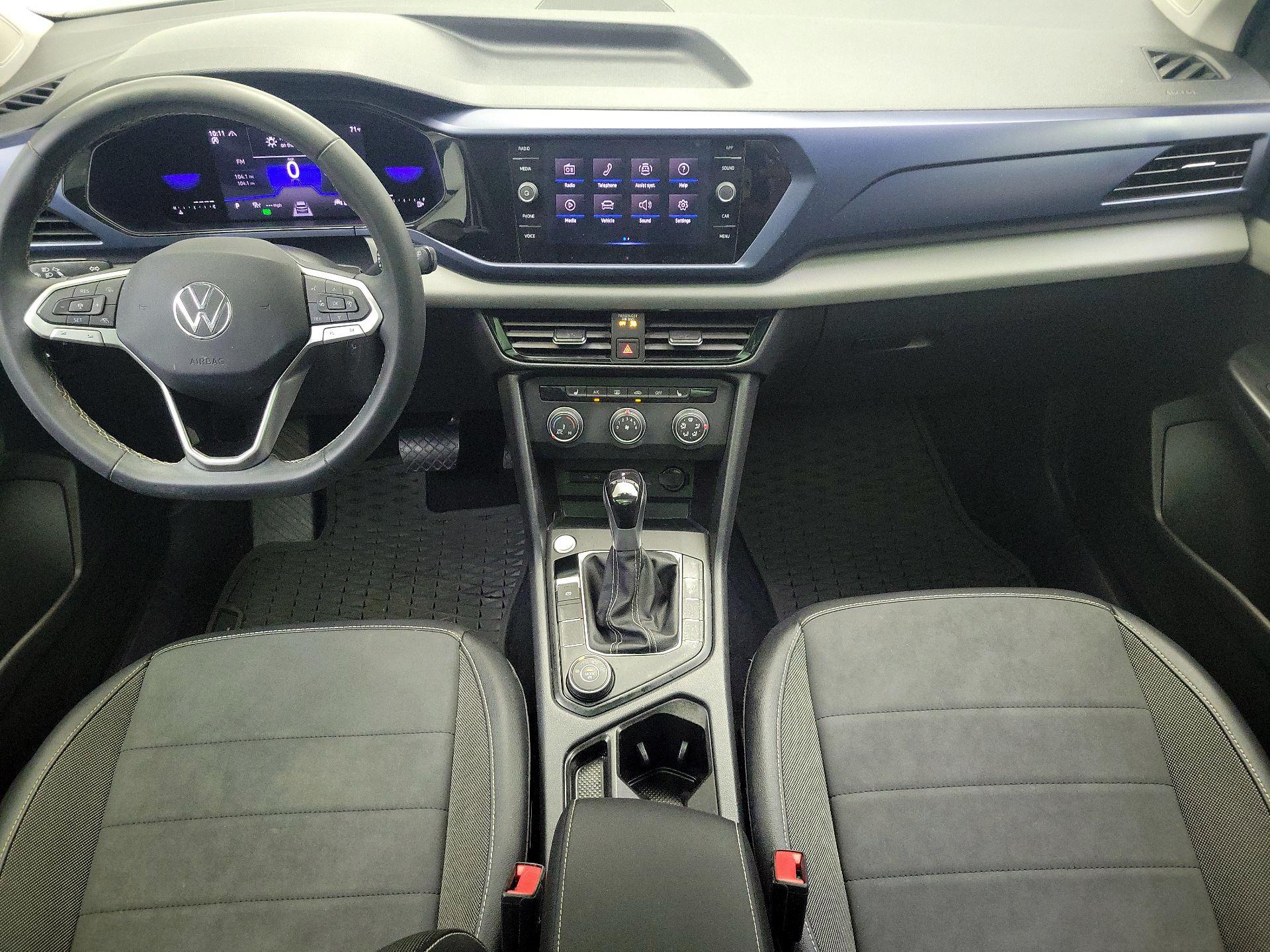 Thumbnail: 2022 Volkswagen Taos - 9