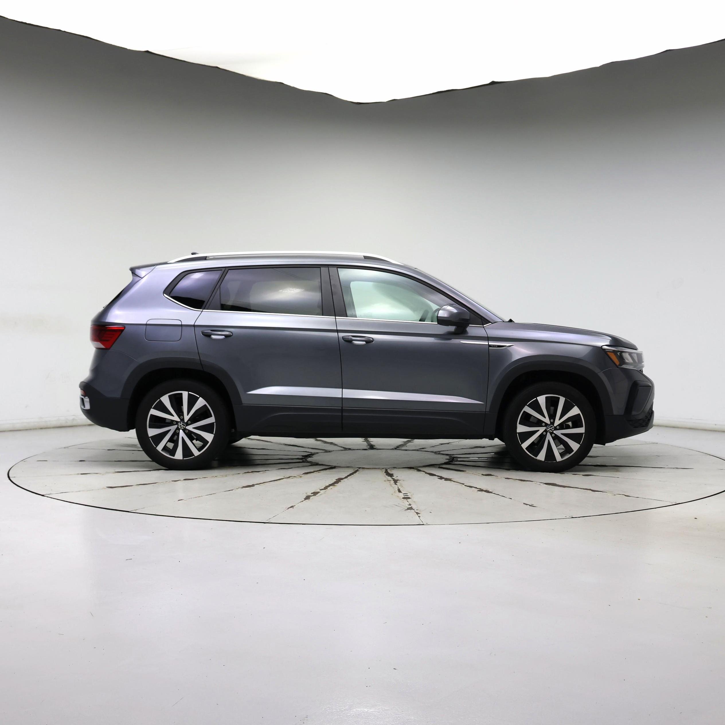 Thumbnail: 2022 Volkswagen Taos - 7