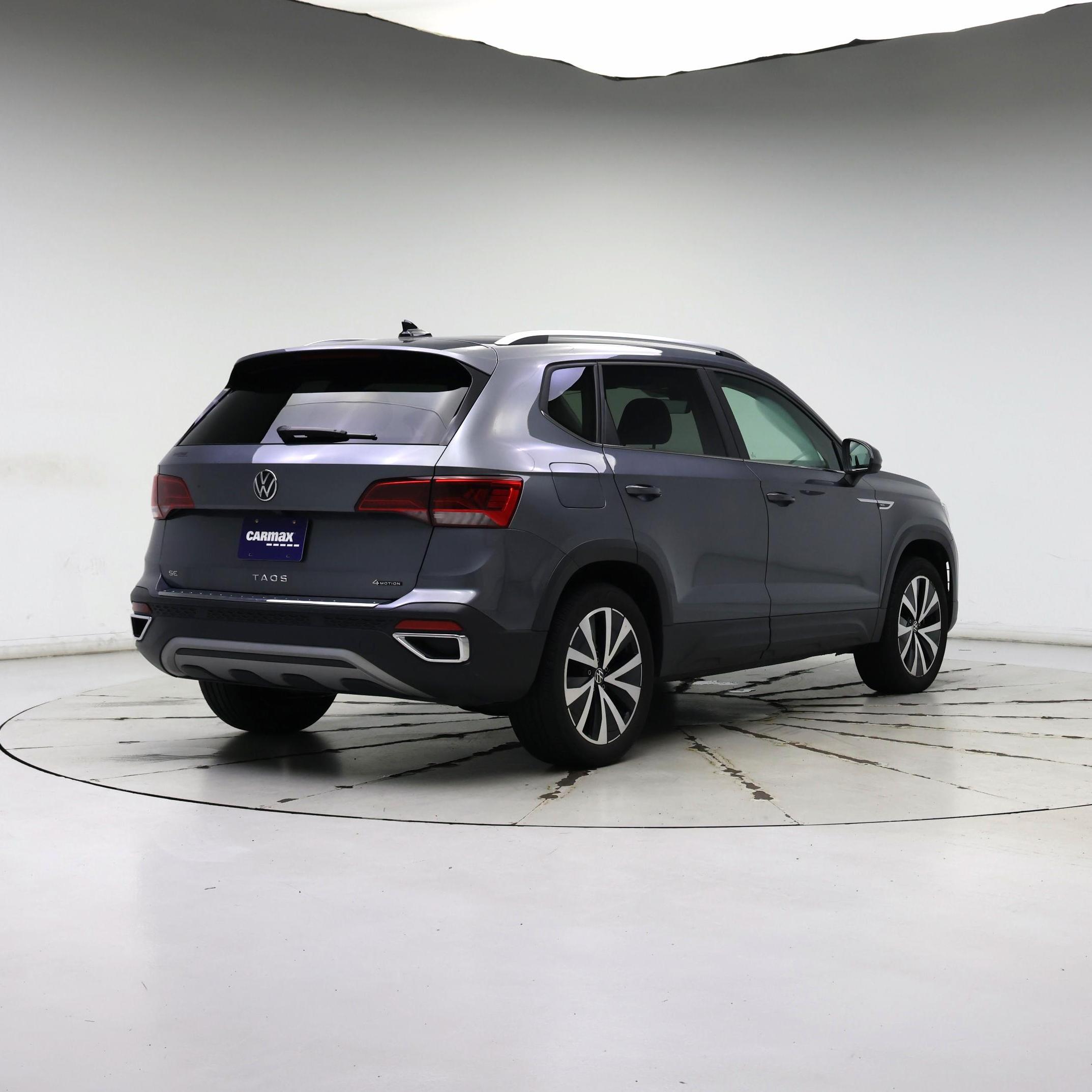 Thumbnail: 2022 Volkswagen Taos - 8
