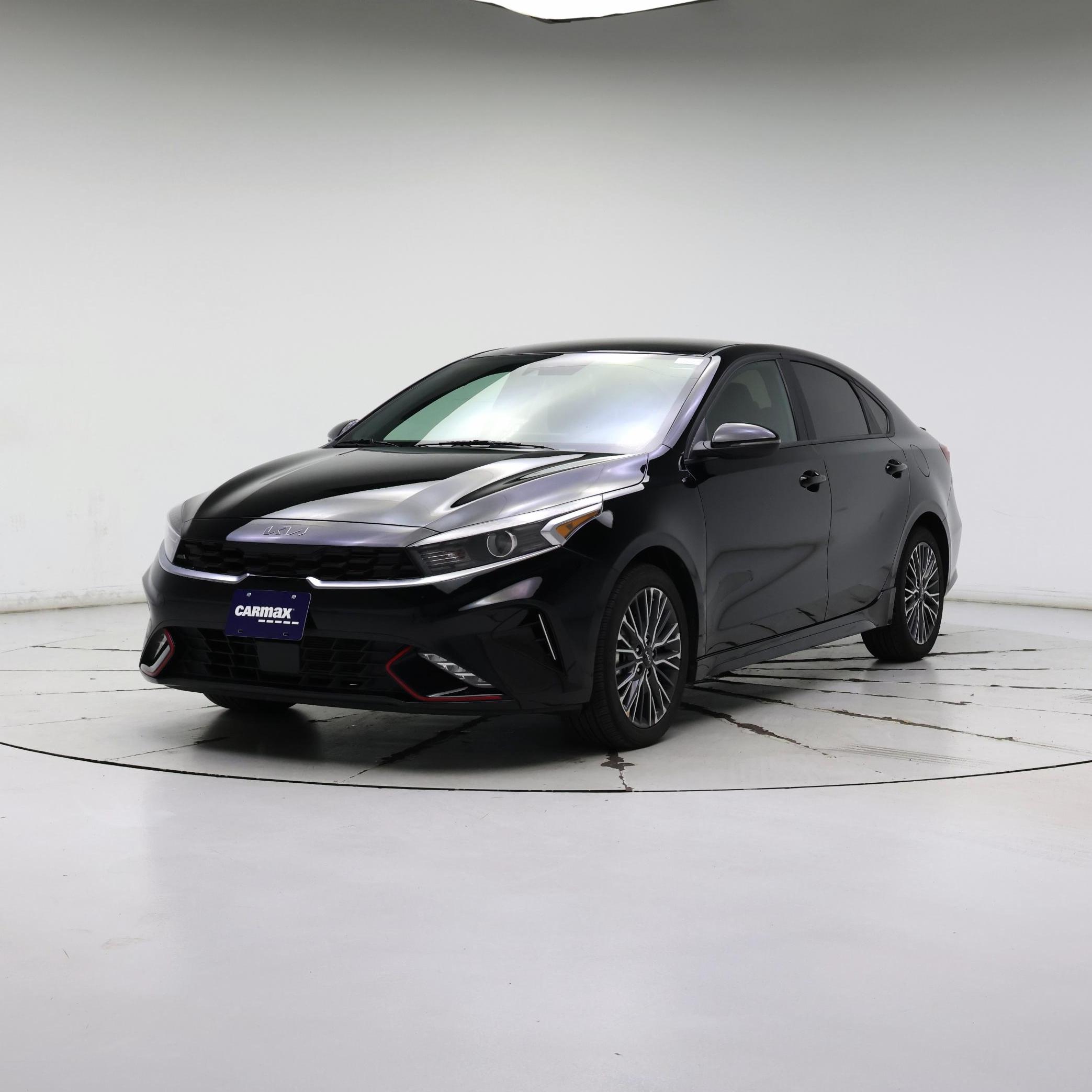 Thumbnail: 2024 Kia Forte - 4