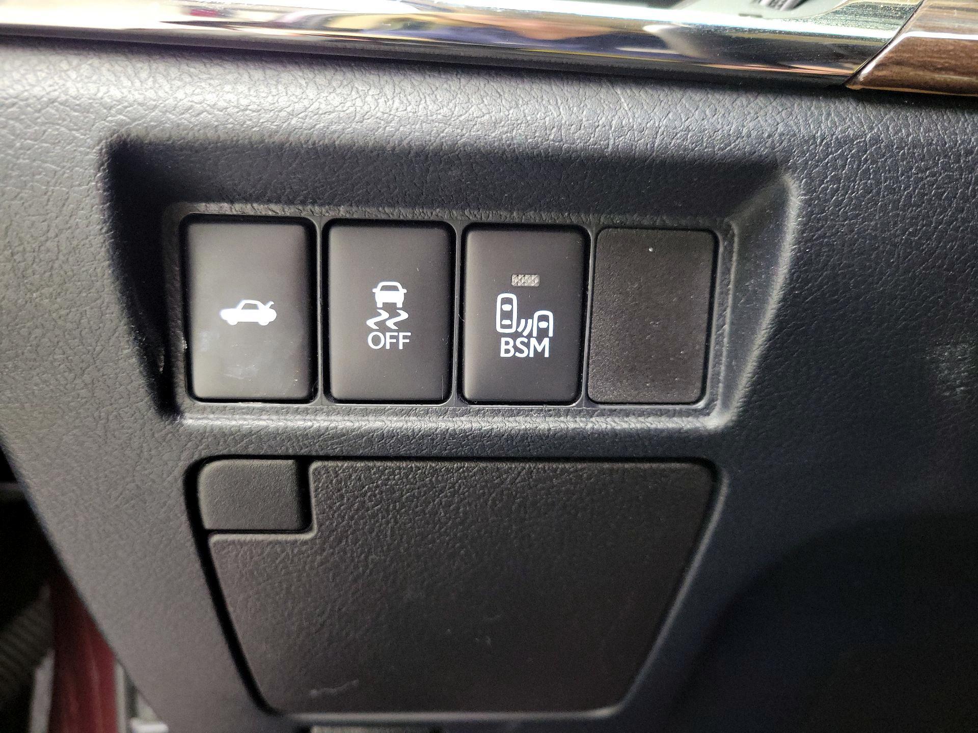 Thumbnail: 2014 Toyota Avalon - 13
