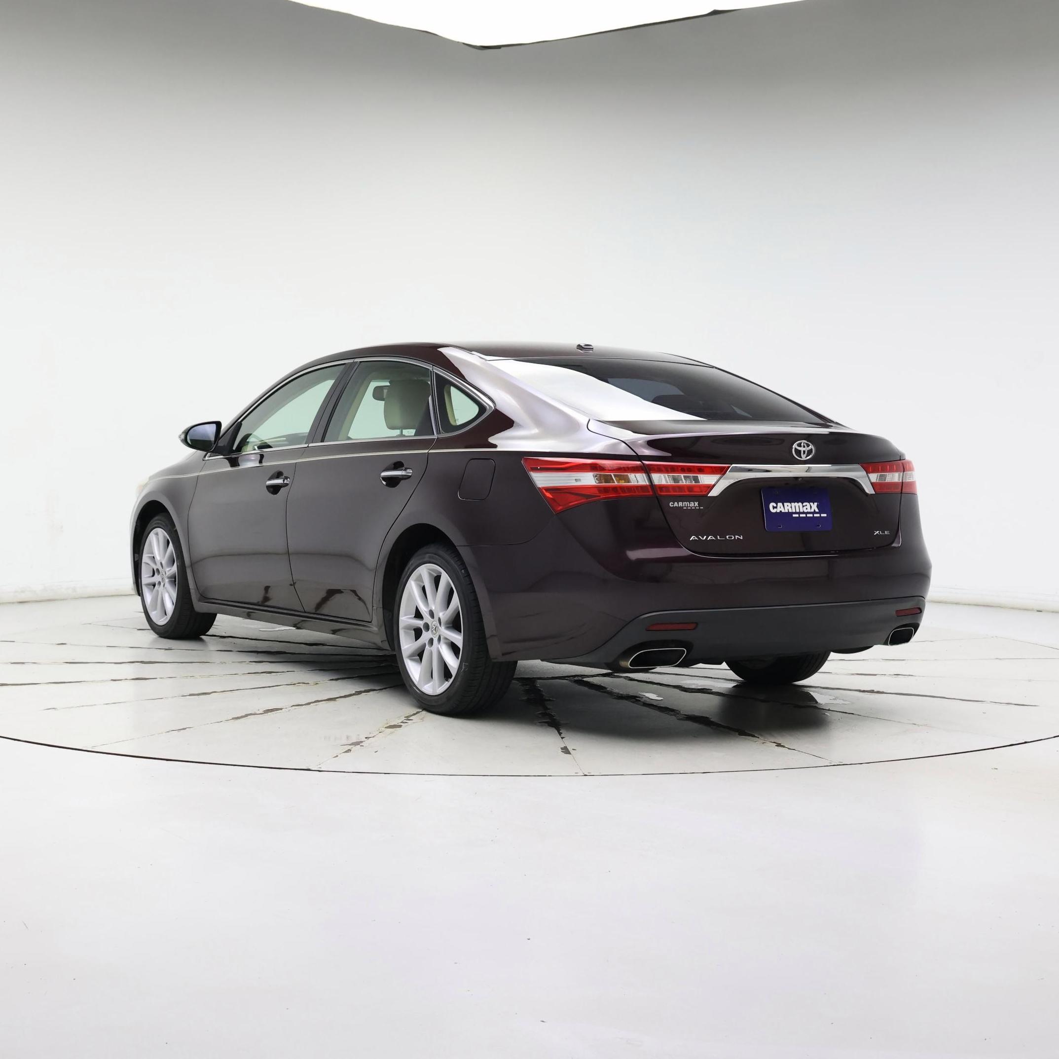 Thumbnail: 2014 Toyota Avalon - 2