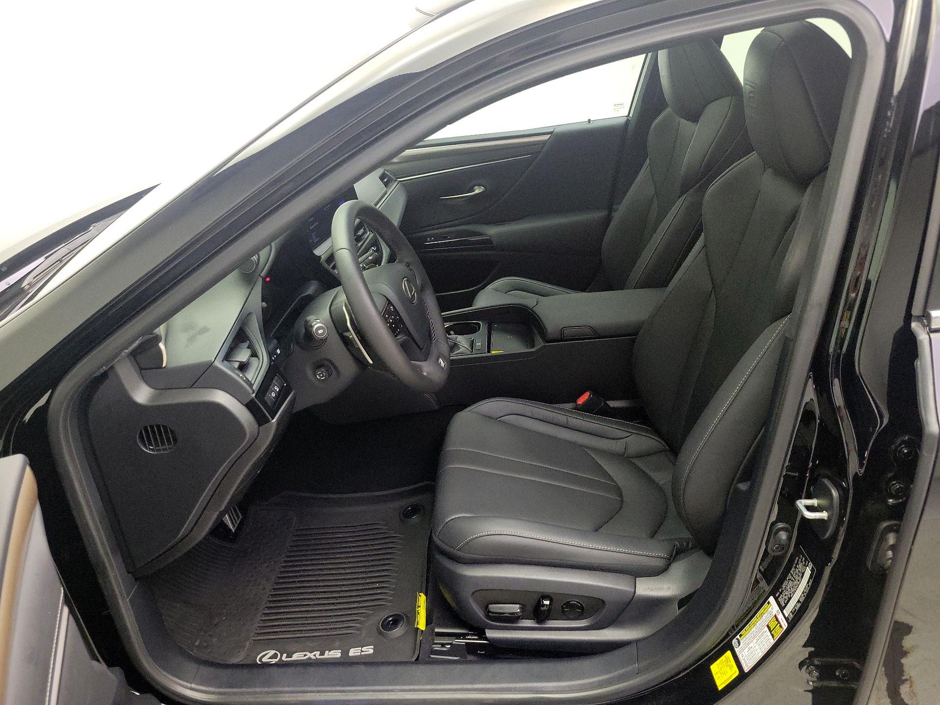 Thumbnail: 2024 Lexus ES - 11